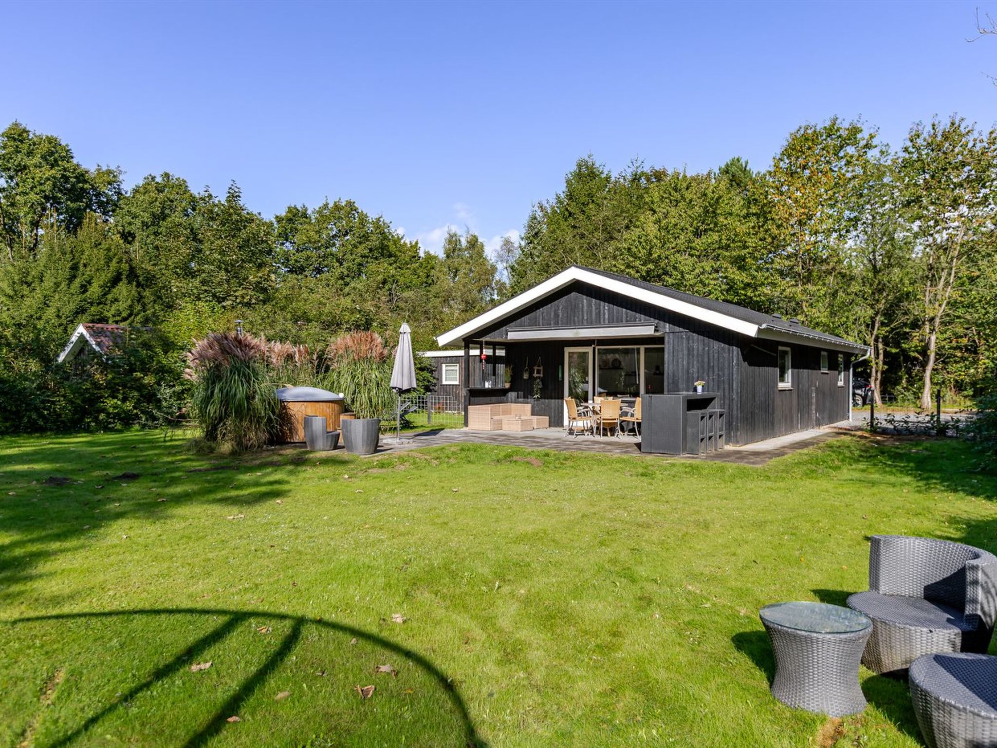 "Kennet" - 30km from the sea