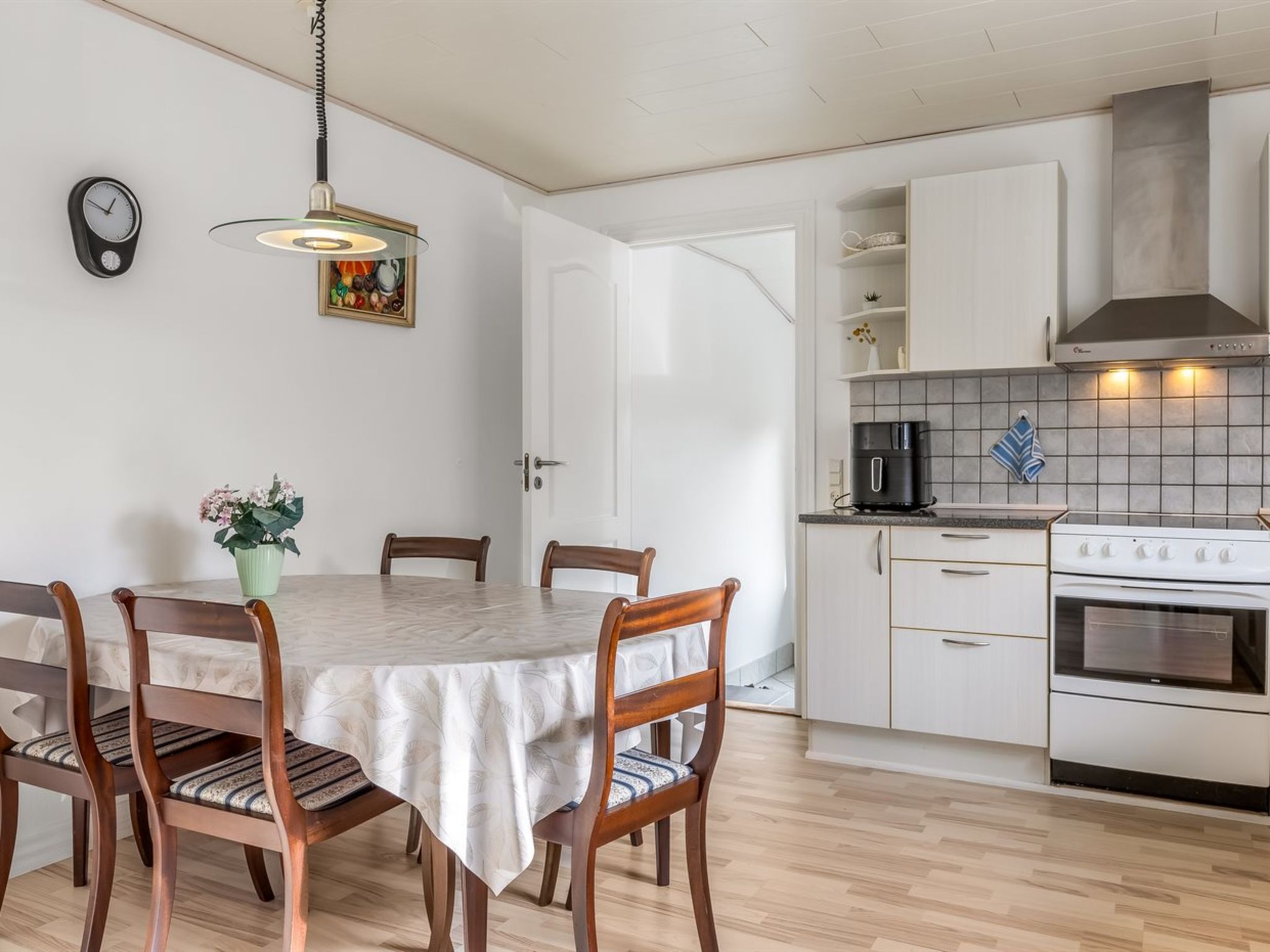 "Ritha" - 30km from the sea-Drinnen