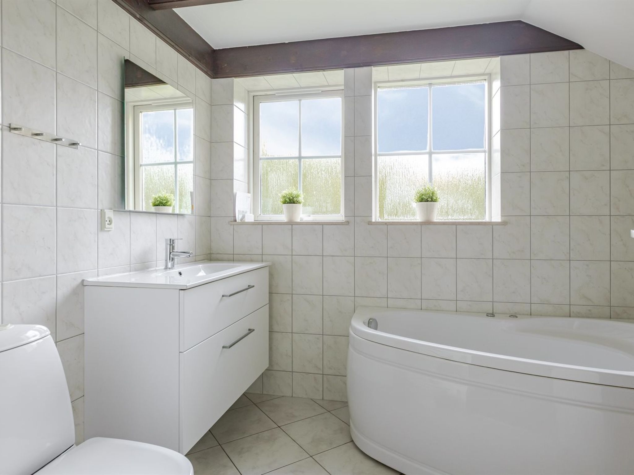 "Ørger" - 30km from the sea-Inside