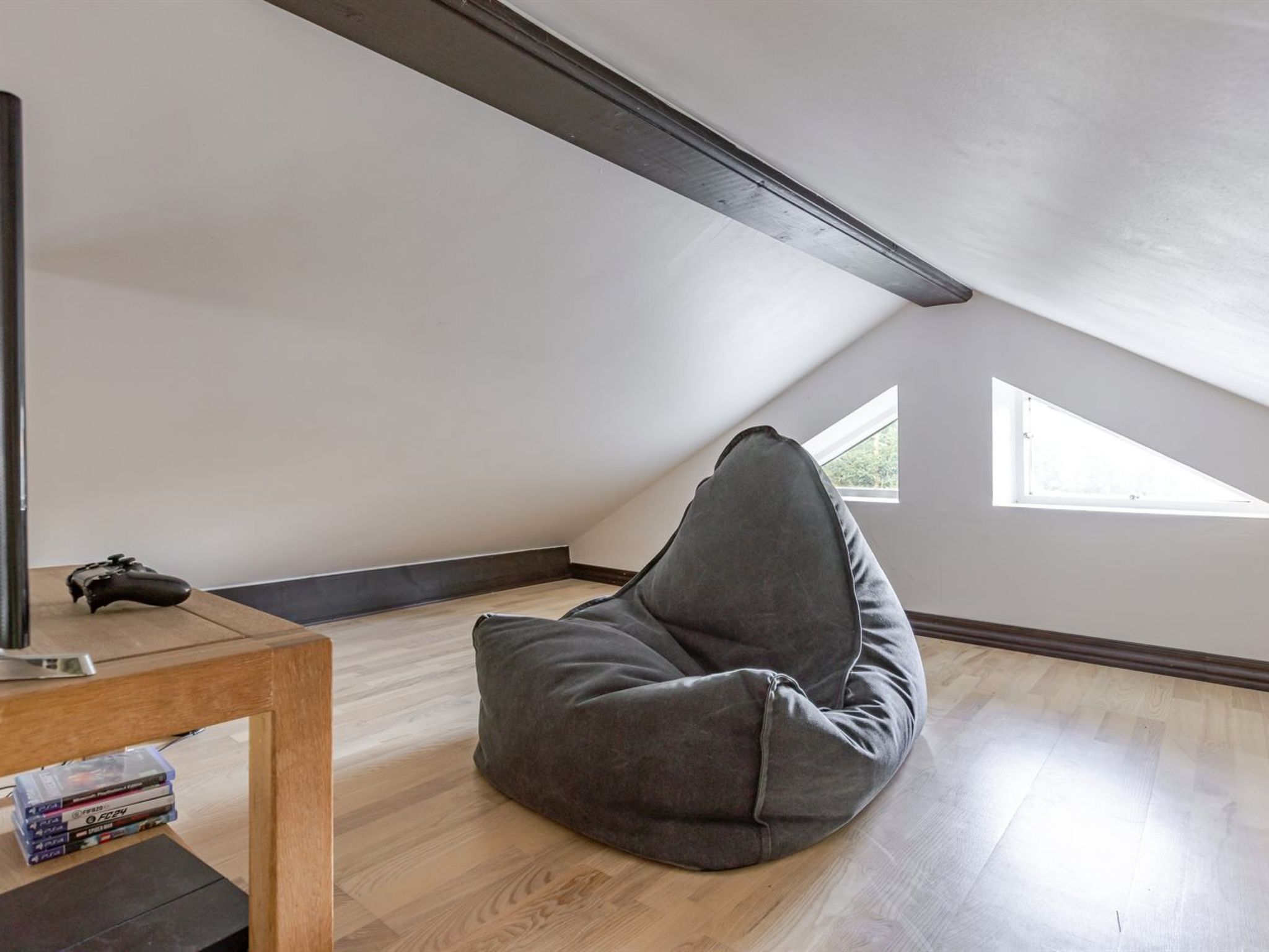 "Ørger" - 30km from the sea-Inside