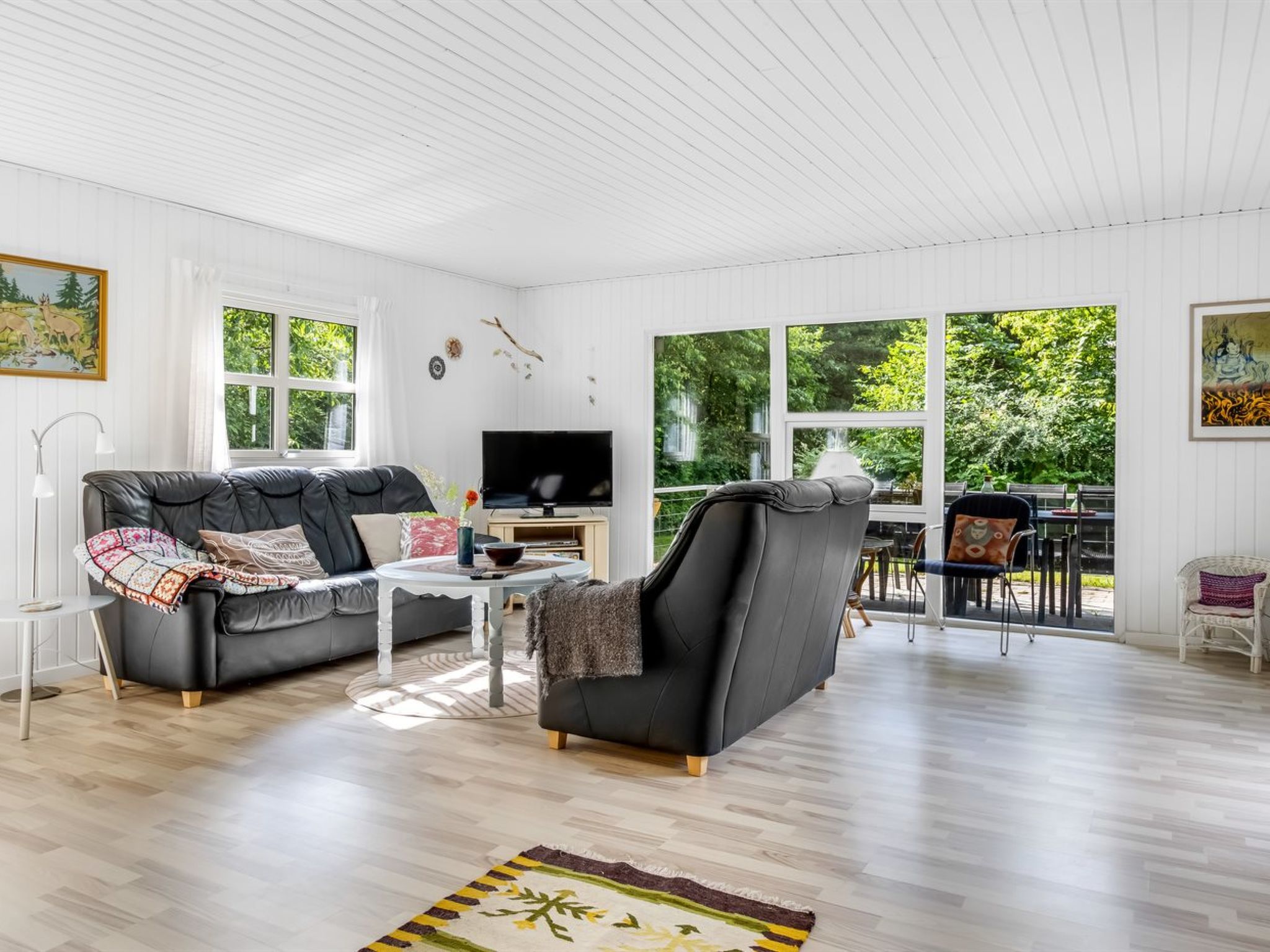 "Matias" - 30km from the sea-Binnen