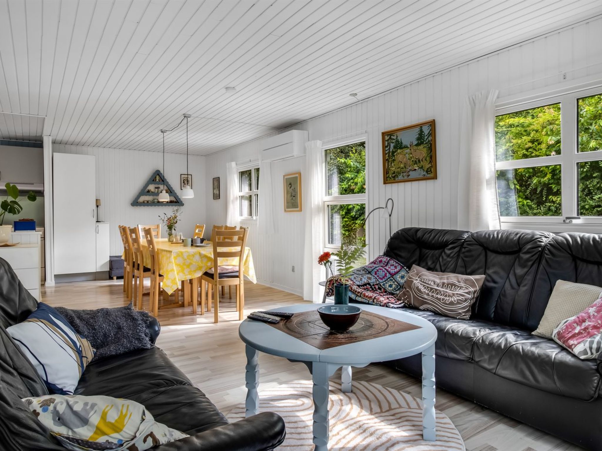 "Matias" - 30km from the sea-Binnen