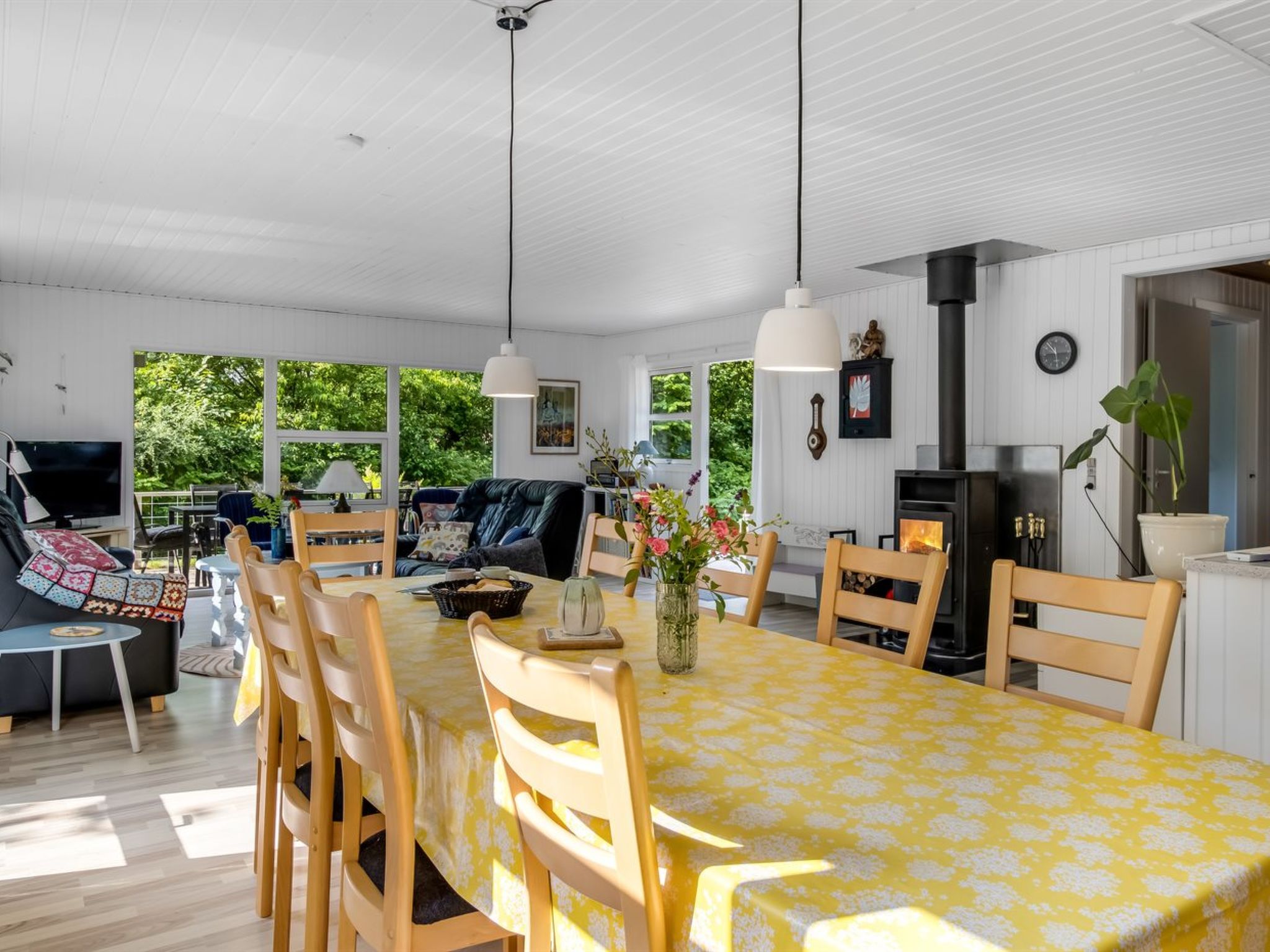 "Matias" - 30km from the sea-Binnen