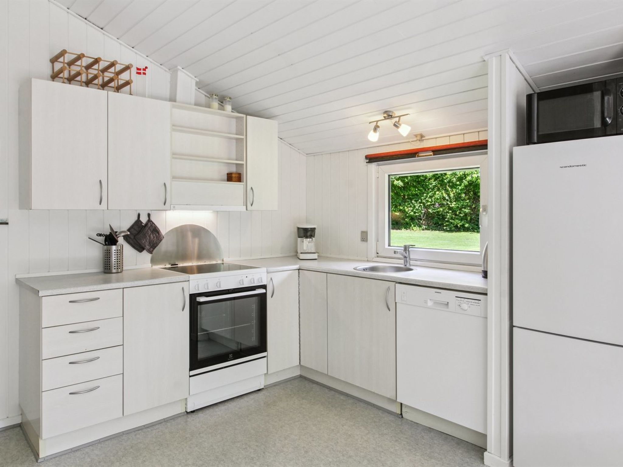 "Brunhild" - 29km from the sea - Dedans