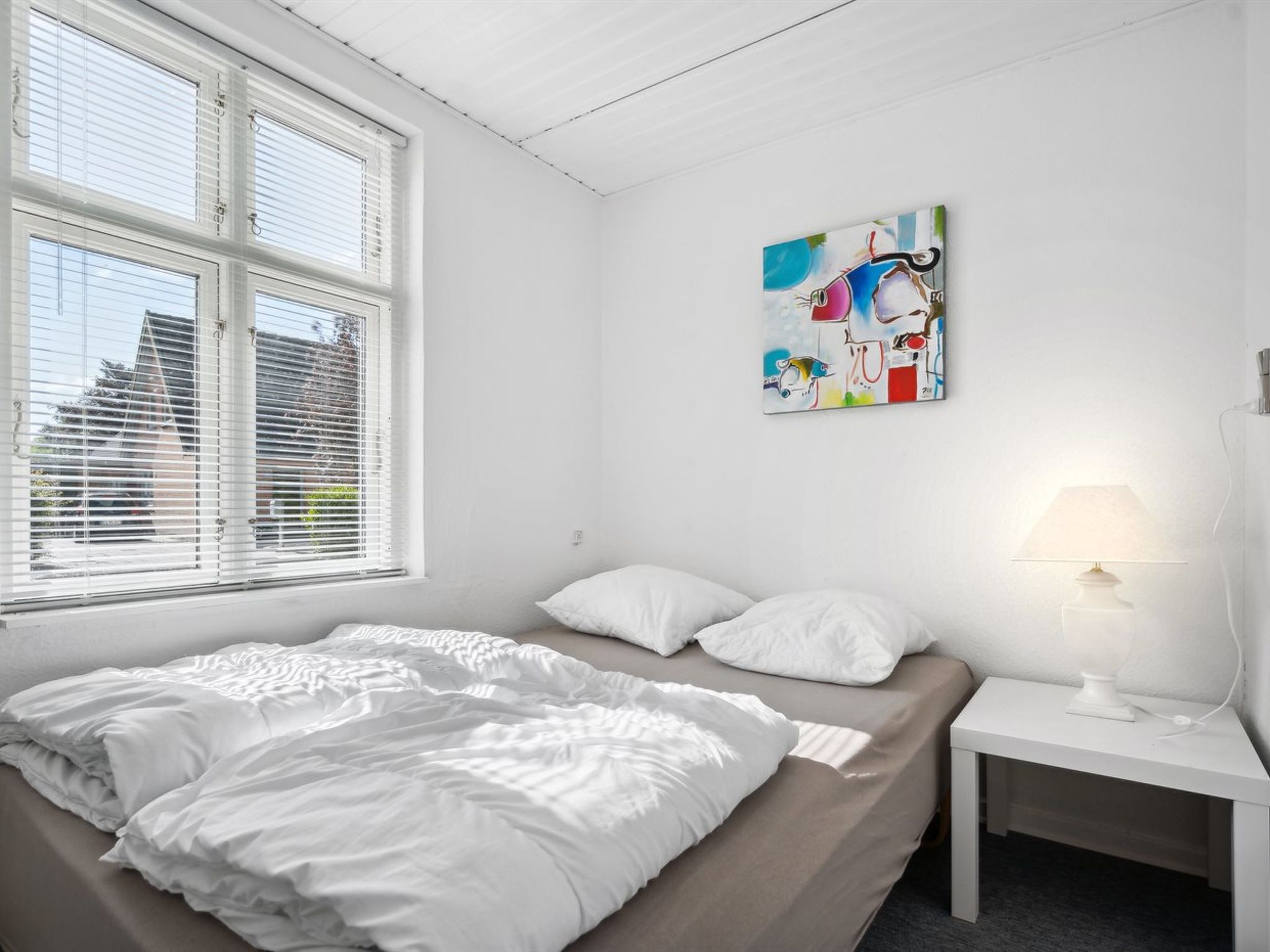"Essie" - 20km from the sea - Binnen