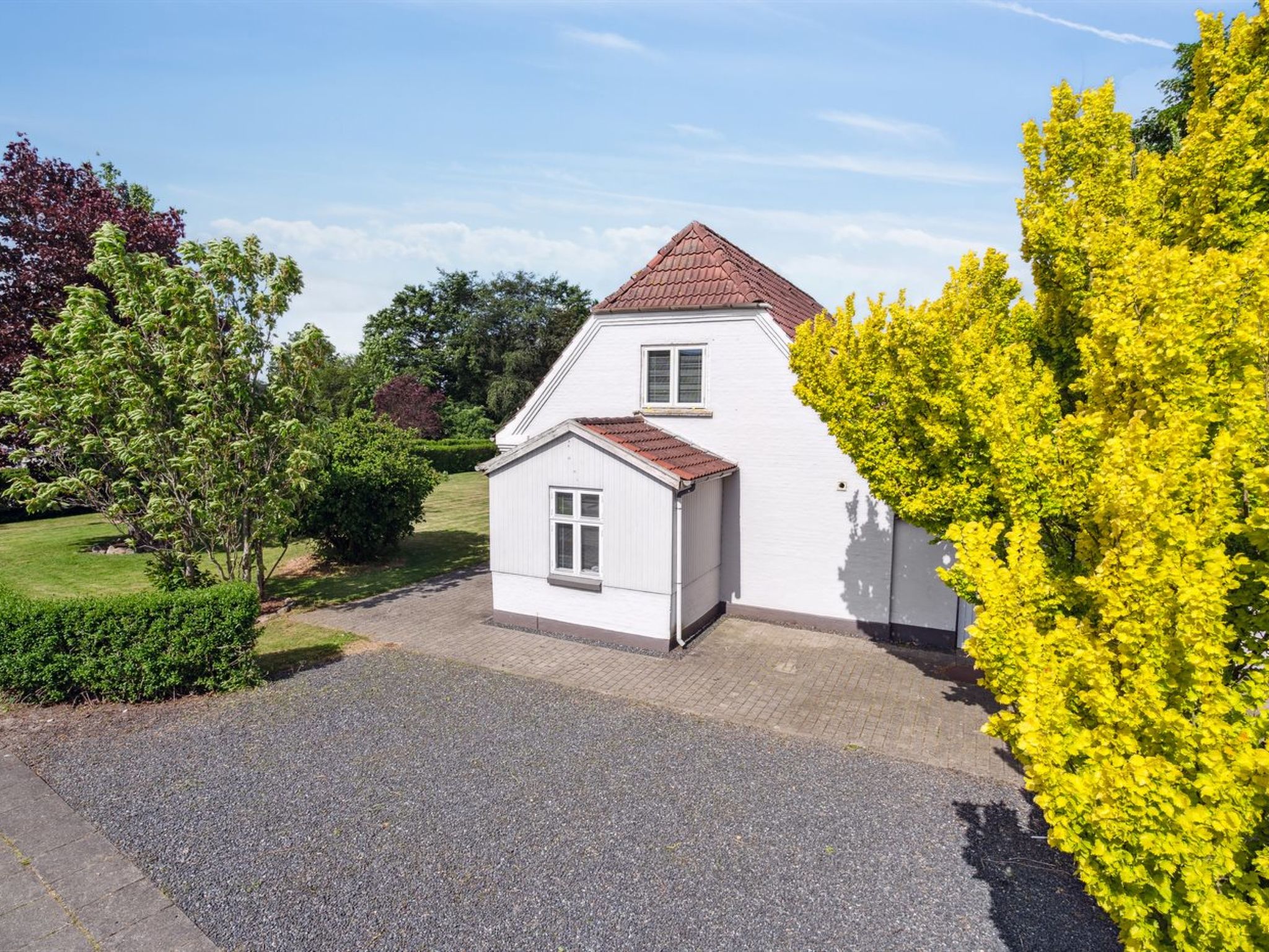 "Essie" - 20km from the sea - Buiten