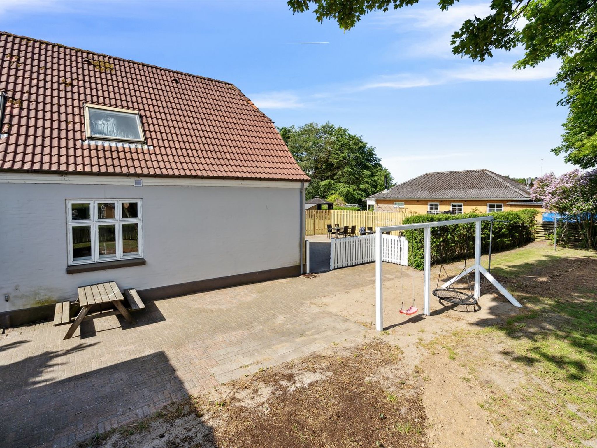 "Essie" - 20km from the sea - Buiten