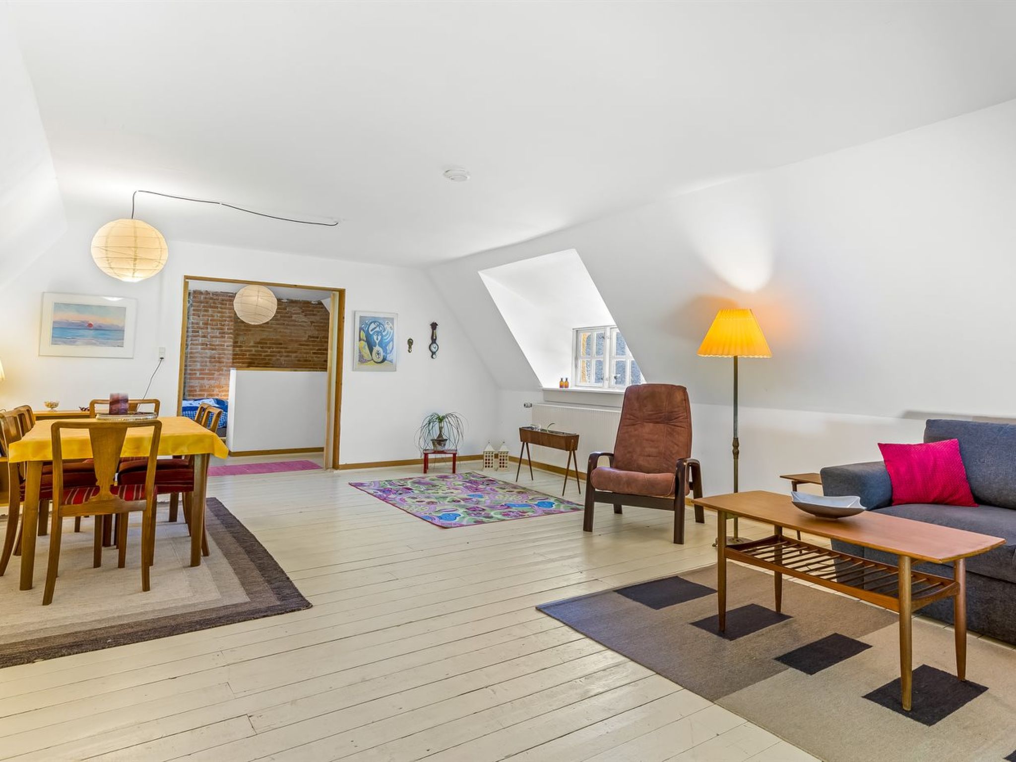 "Thilo" - 39km from the sea - Inside
