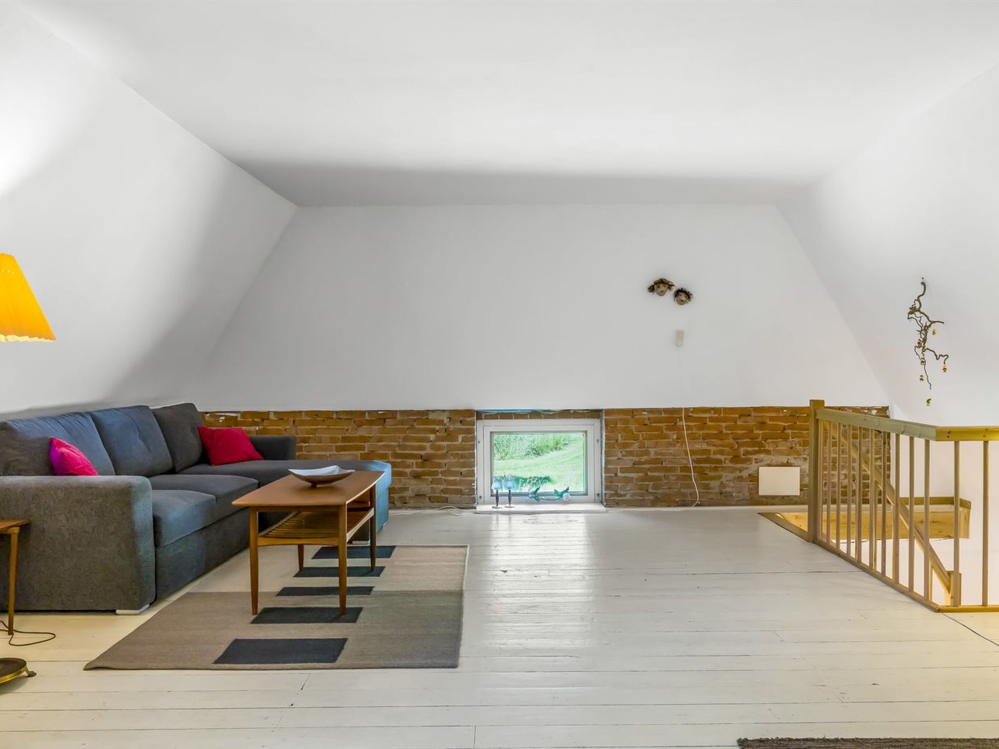 "Thilo" - 39km from the sea - Inside