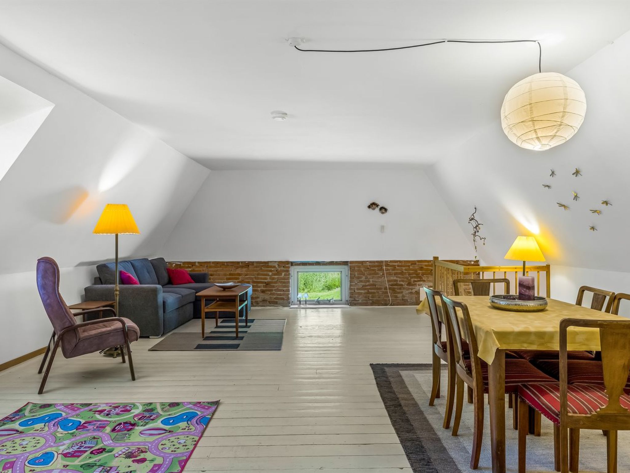 "Thilo" - 39km from the sea - Inside