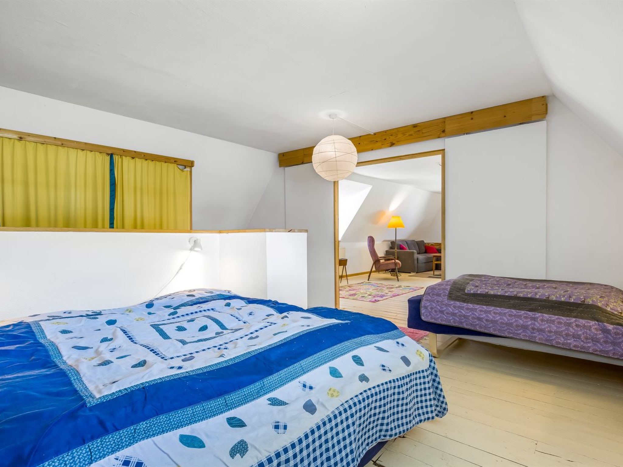 "Thilo" - 39km from the sea - Inside