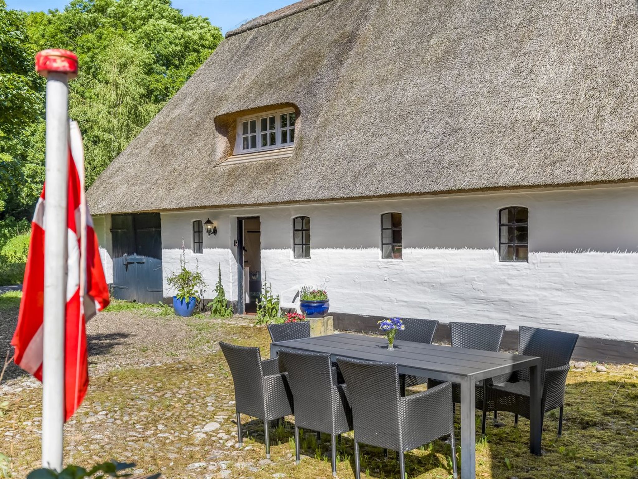 "Thilo" - 39km from the sea - Outside
