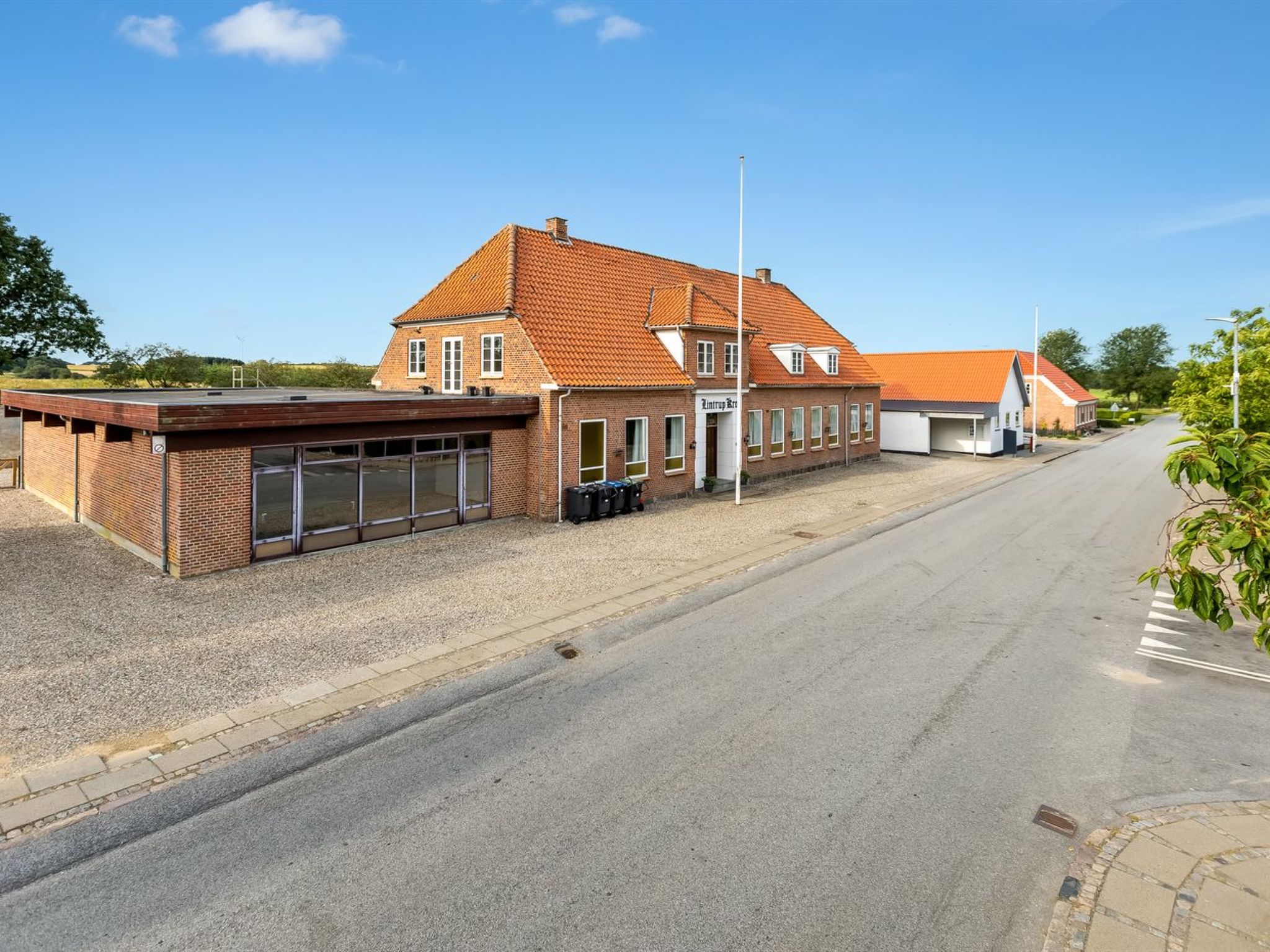 "Grimi" - 36km from the sea - Draußen