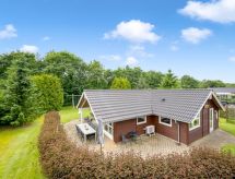 Ruime vakantiewoning met sauna en speeltuin nabij Hovborg - thumbnail 1