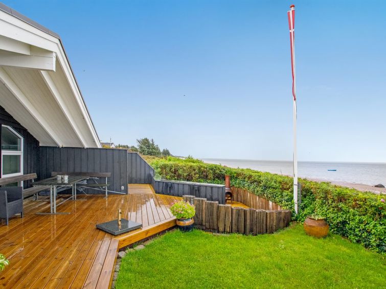 Search and Stay destination Esbjerg V, Denmark from AU$ 894. "Holmwith" - 200m from the sea in Western Jutland