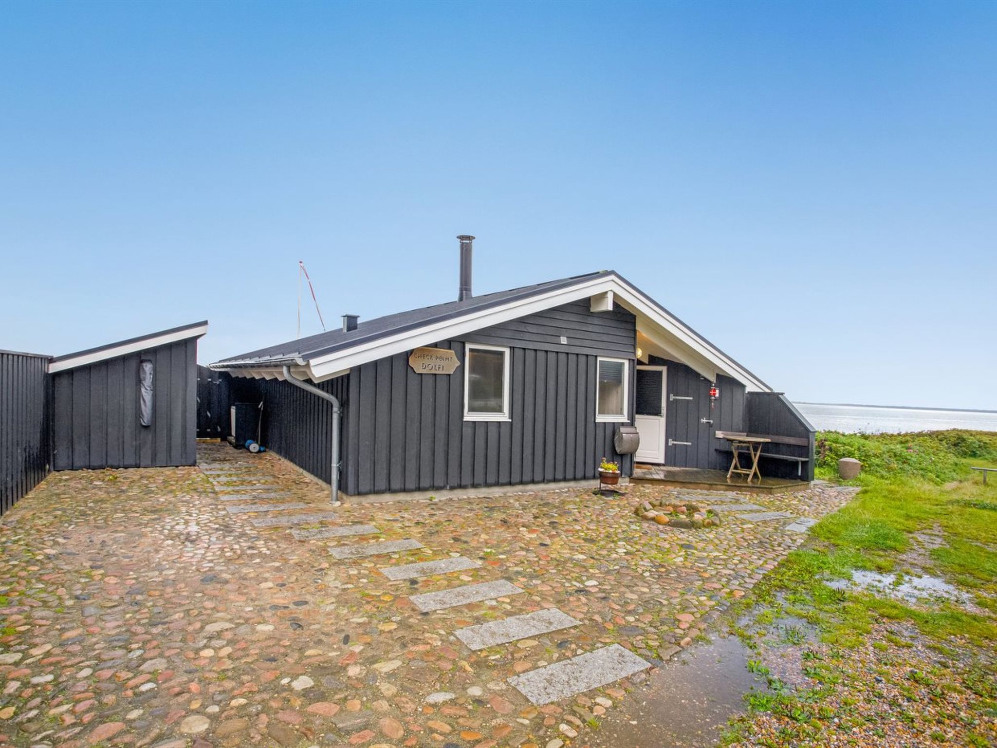 "Holmwith" - 50m from the sea - Draußen