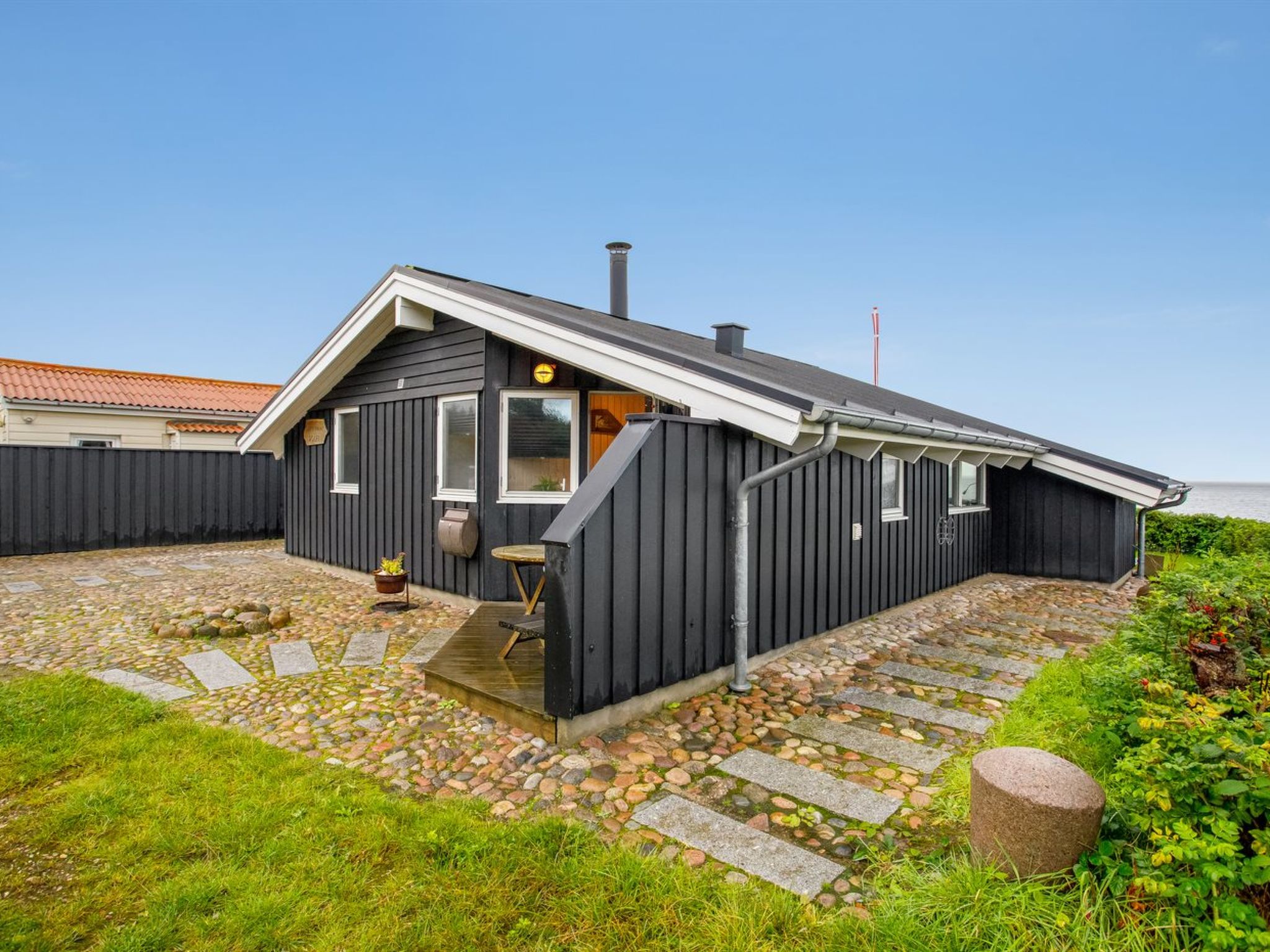 "Holmwith" - 50m from the sea - Draußen