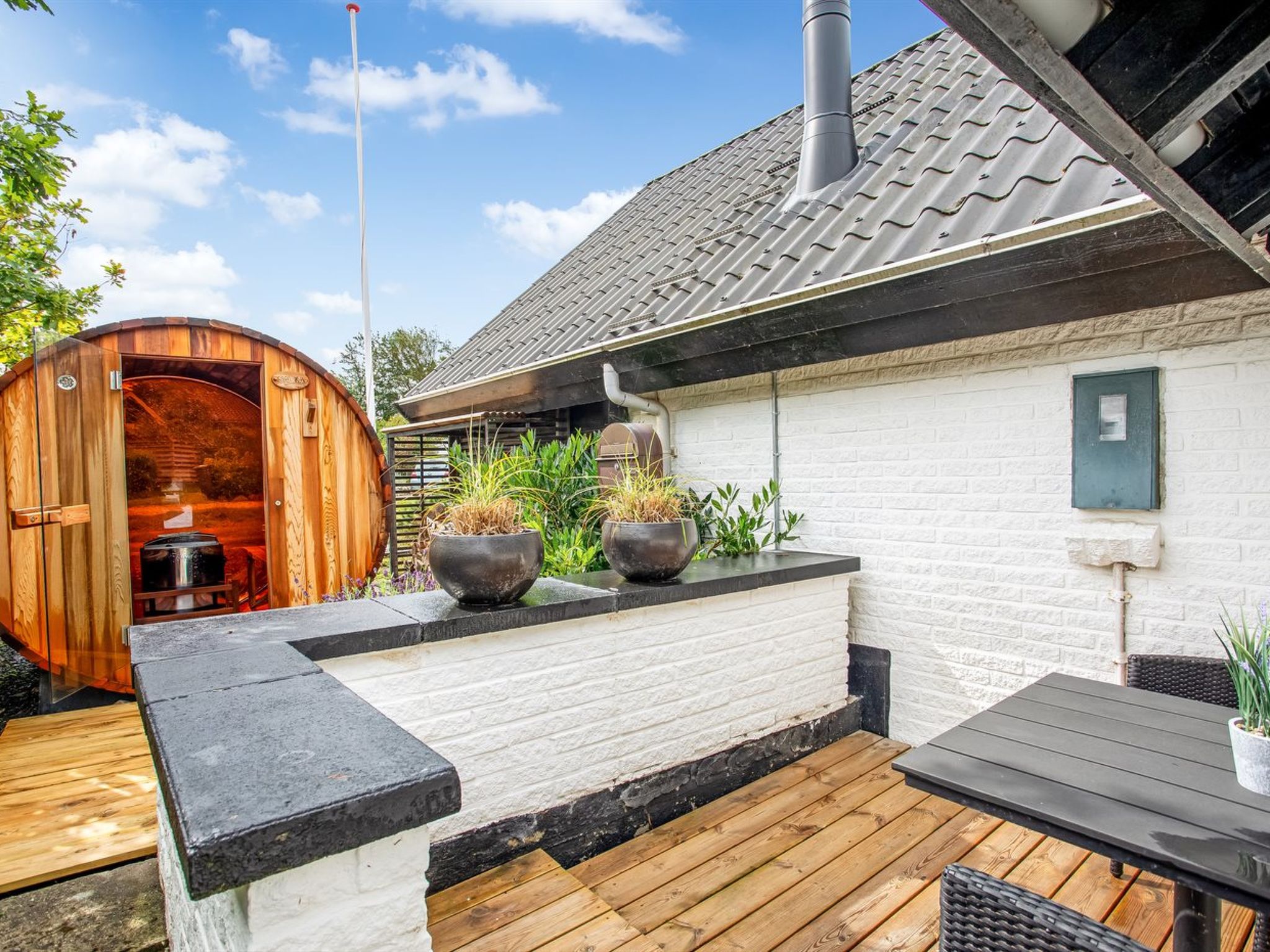 "Solfrid" - 150m from the sea - Buiten