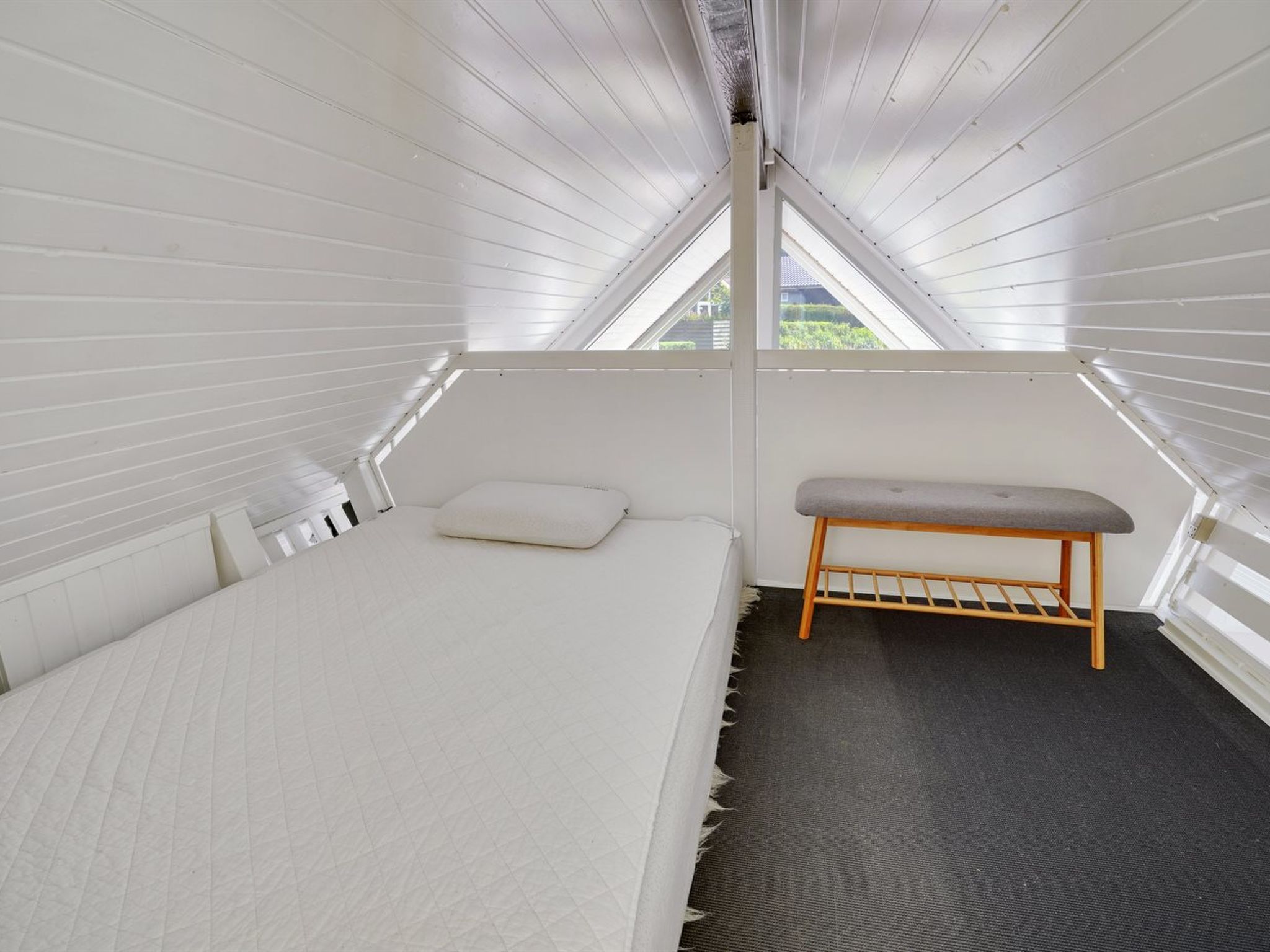 "Solfrid" - 150m from the sea - Binnen