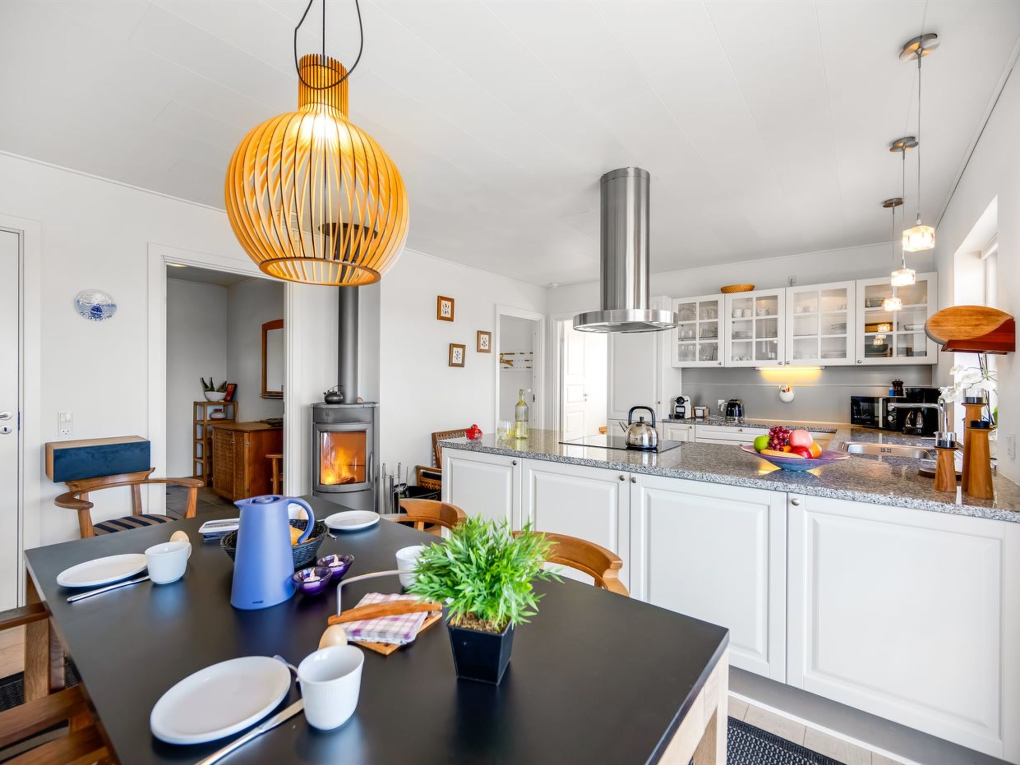 "Evamaria" - 10m from the sea-Binnen