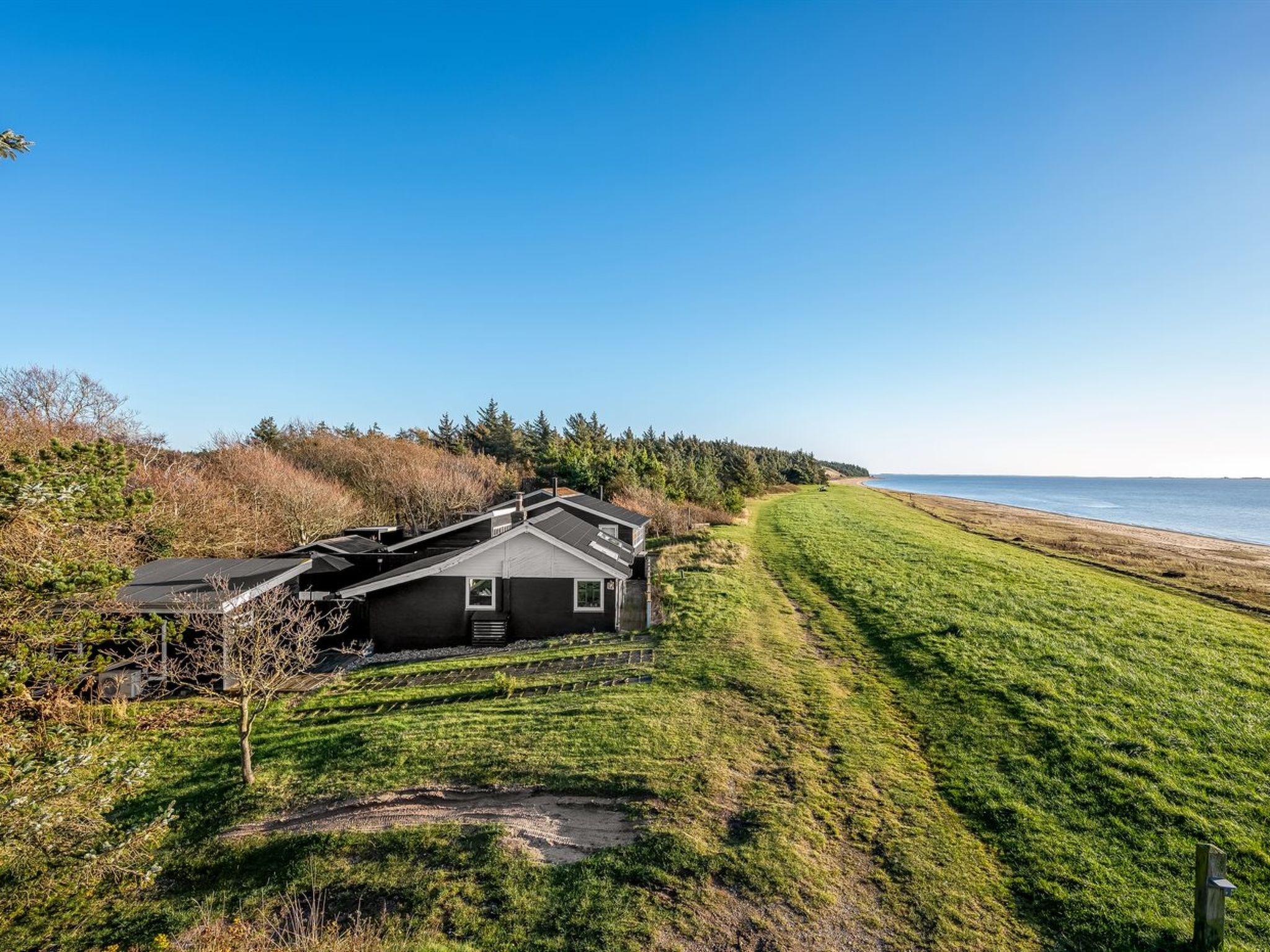 "Esben" - 15m from the sea - Buiten