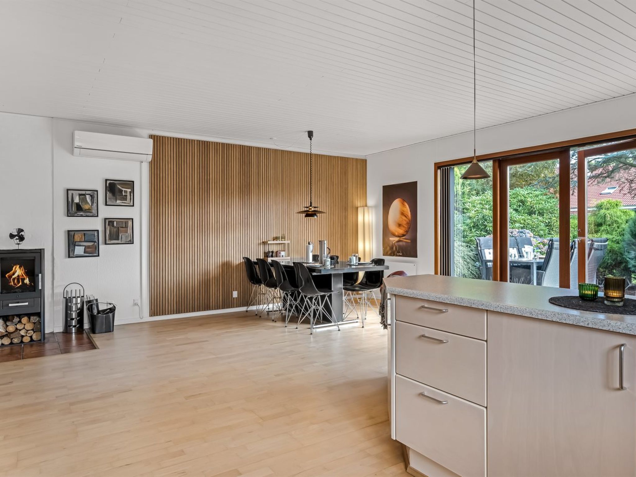 "Anarosa" - 6km from the sea - Binnen
