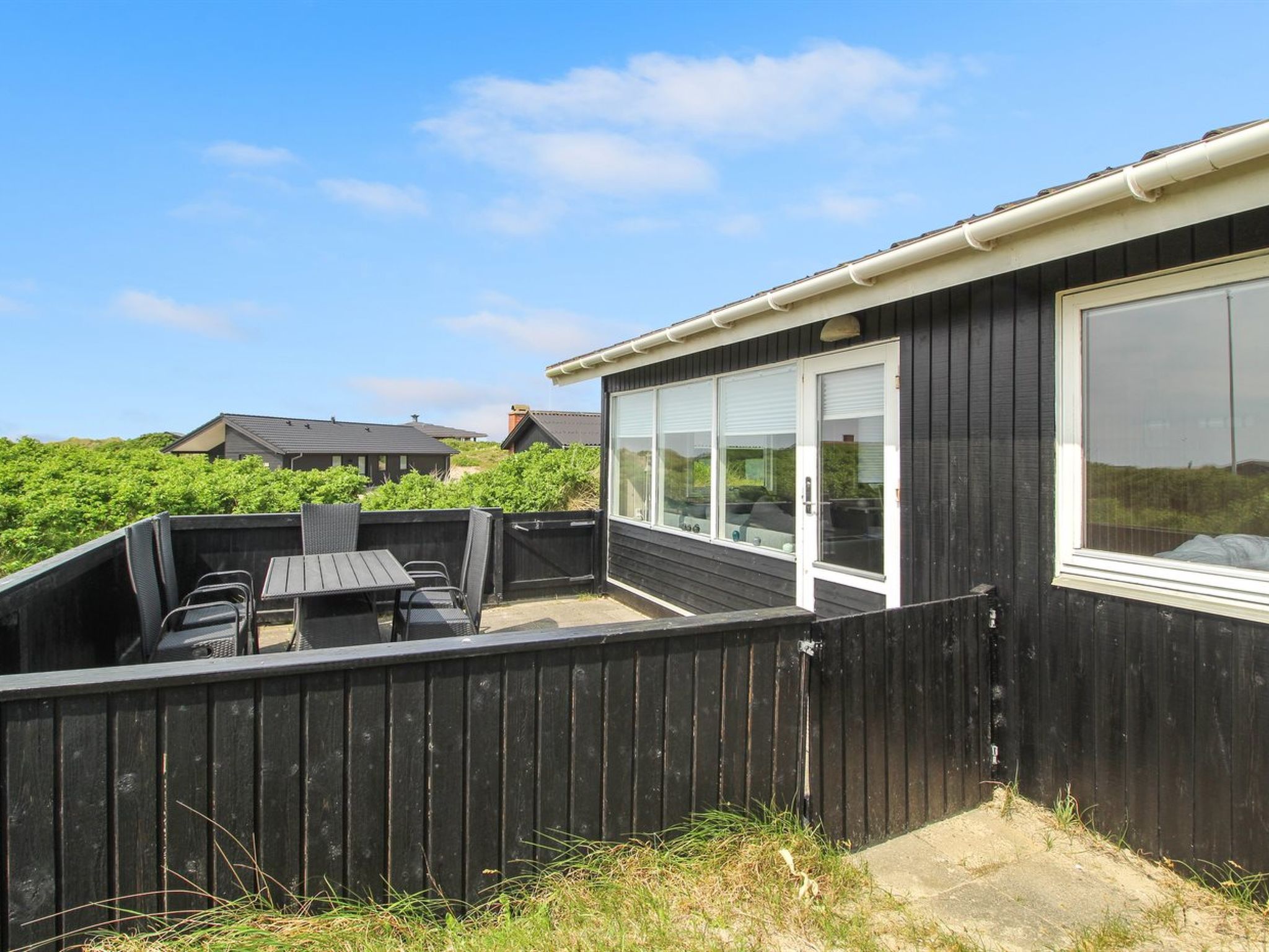 "Kris" - 200m from the sea-Buiten