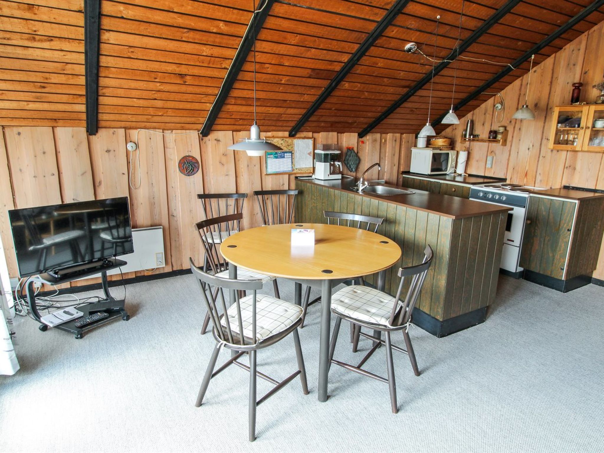 "Keijo" - 1.5km from the sea - Binnen