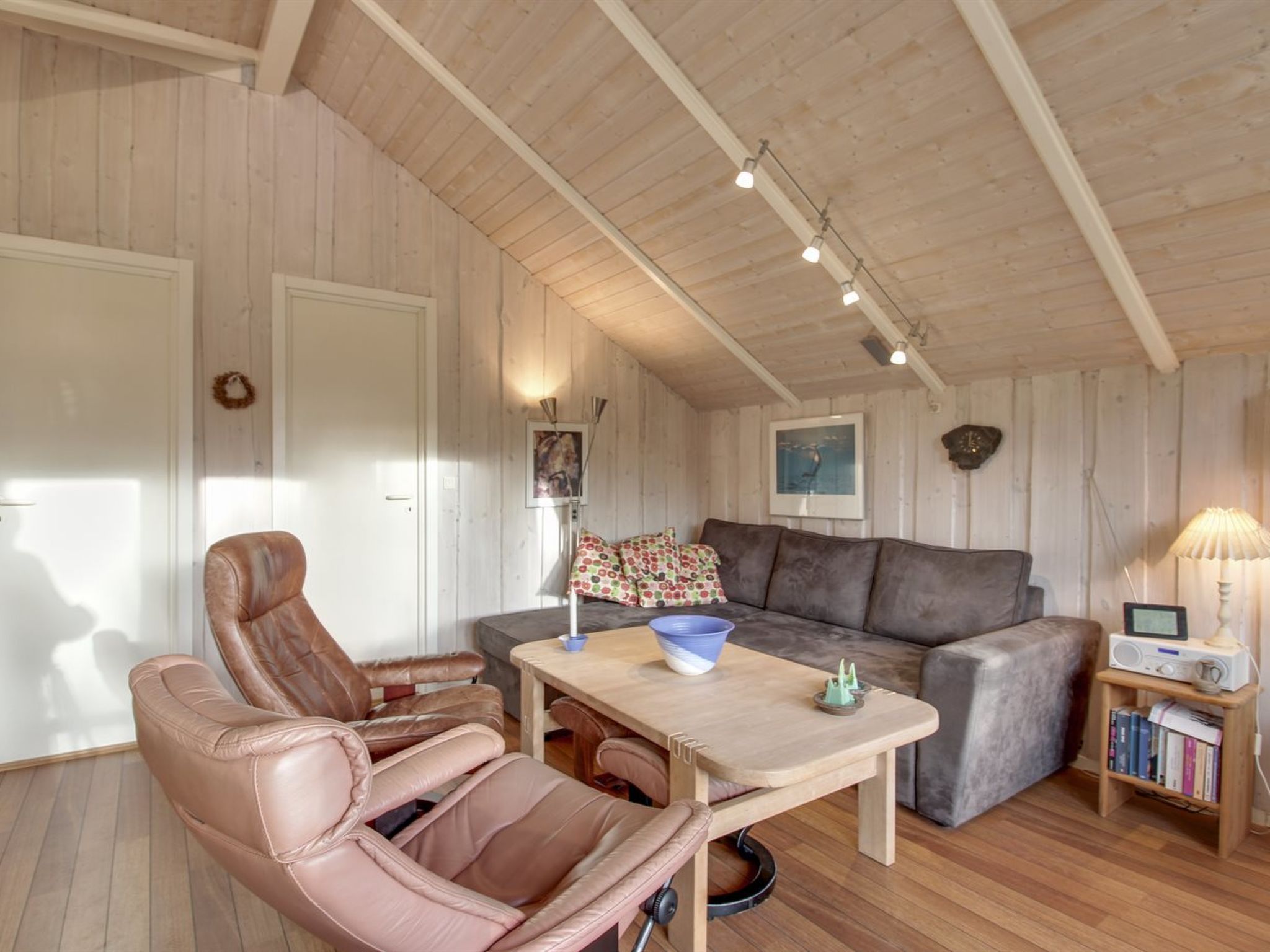 "Eline" - 1.5km from the sea - Binnen