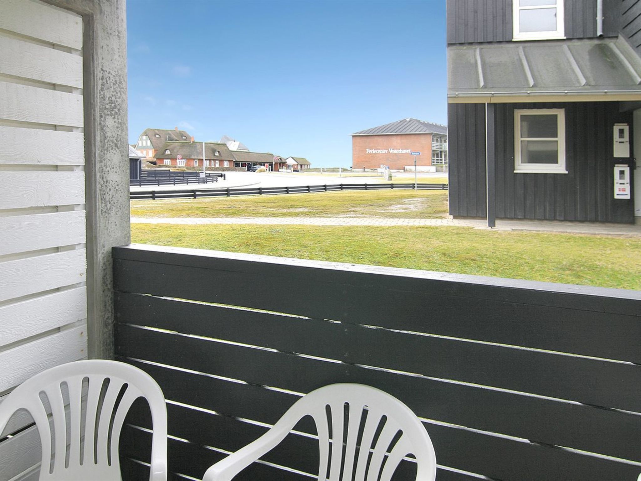 "Else" - 100m from the sea — Terrace (2 of 16)