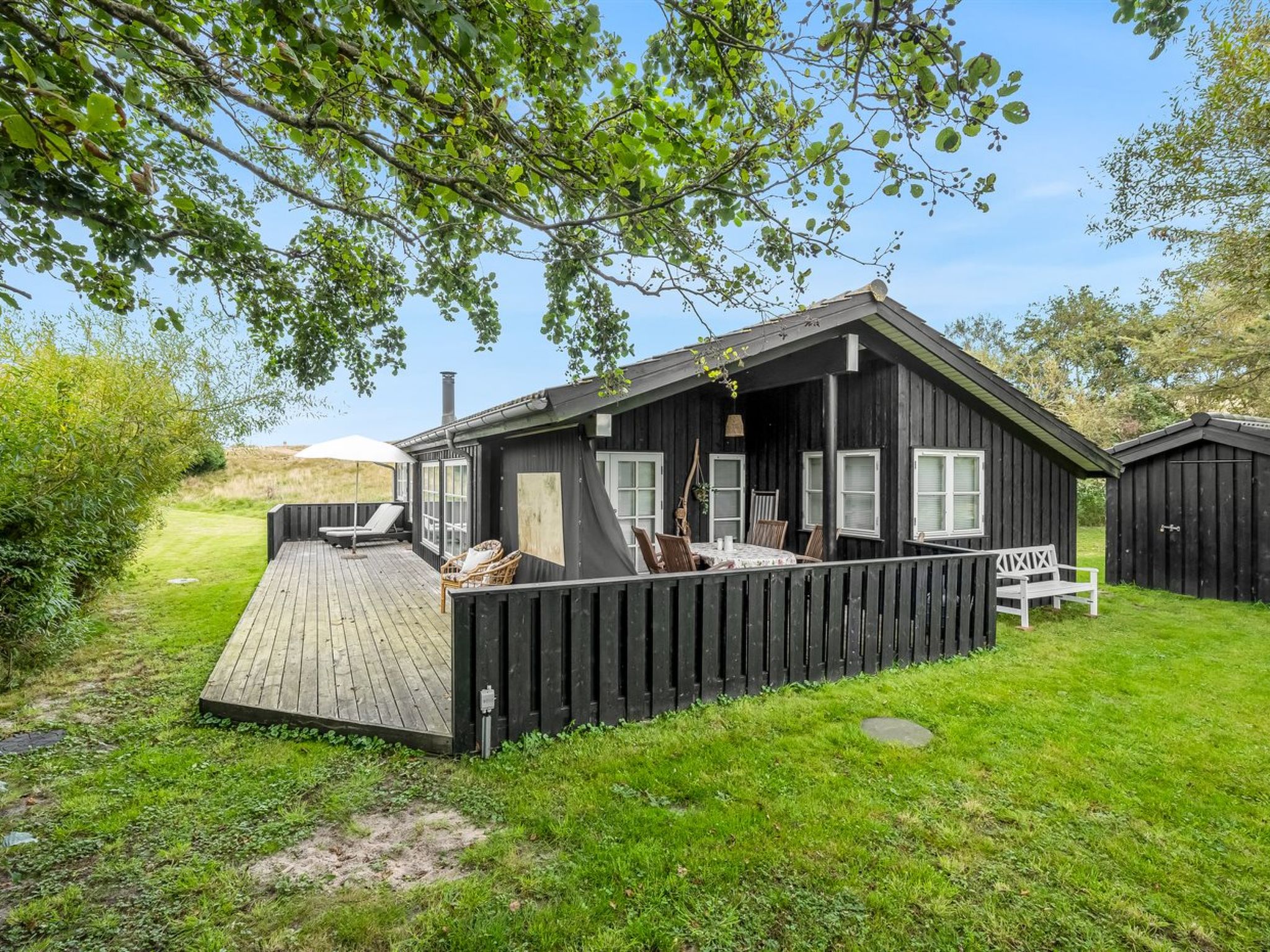 "Danko" - 1.5km from the sea - Buiten