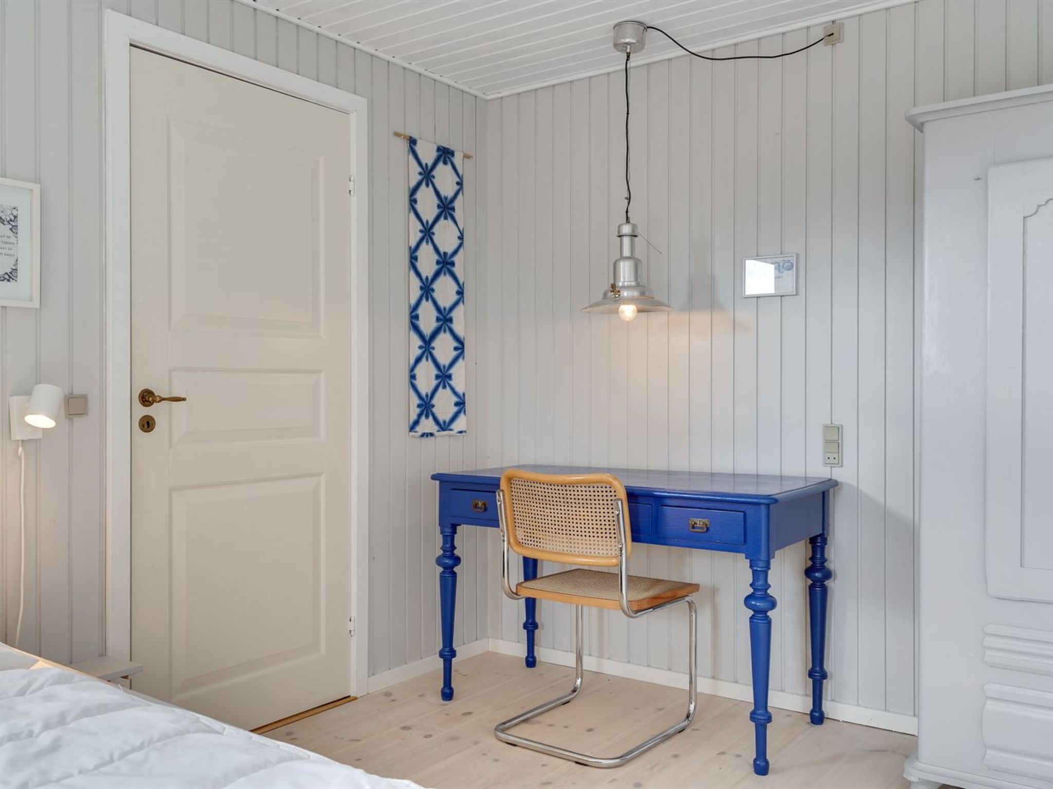 "Aleksi" - 500m from the sea - Binnen