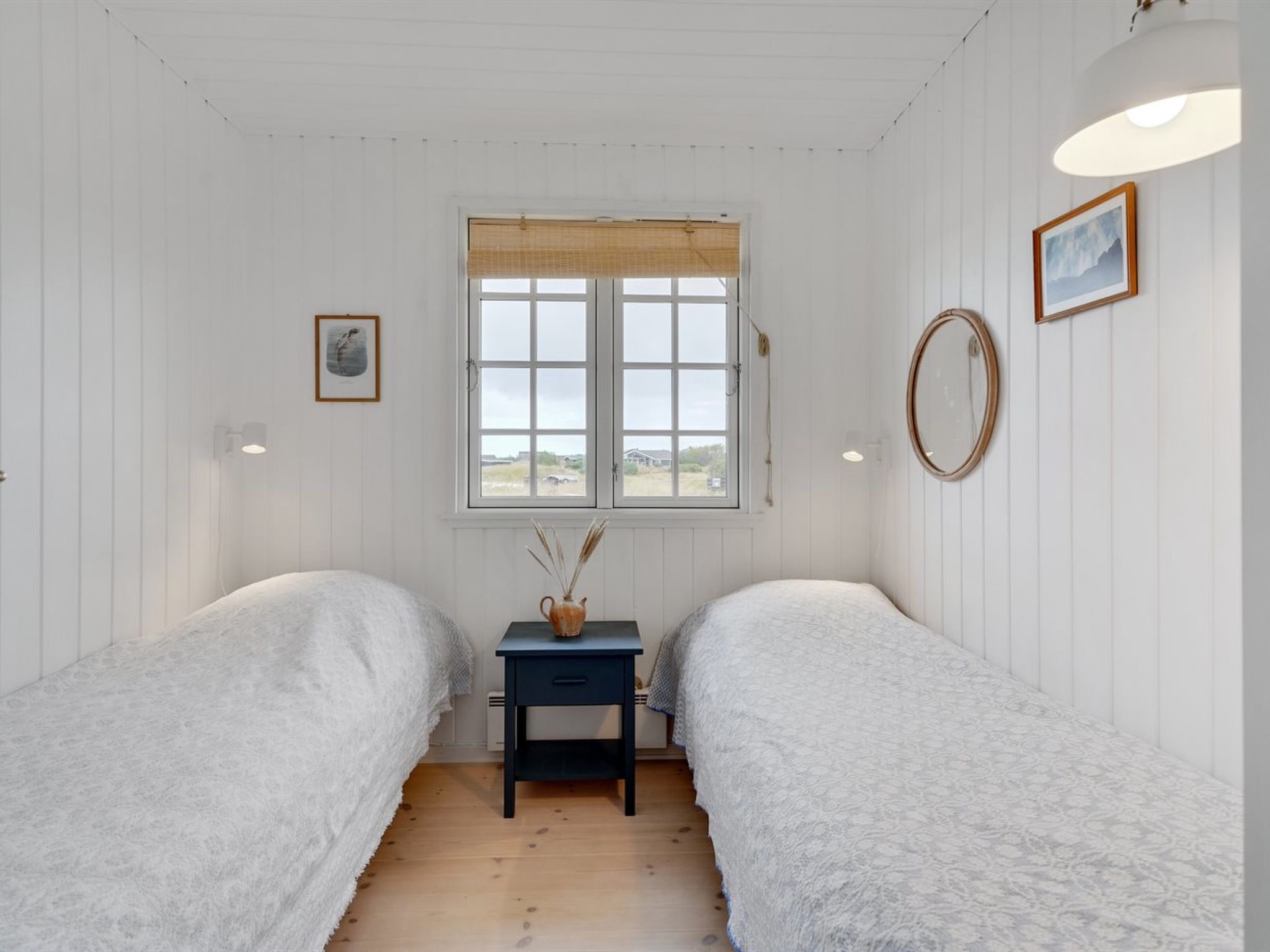 "Aleksi" - 500m from the sea - Binnen