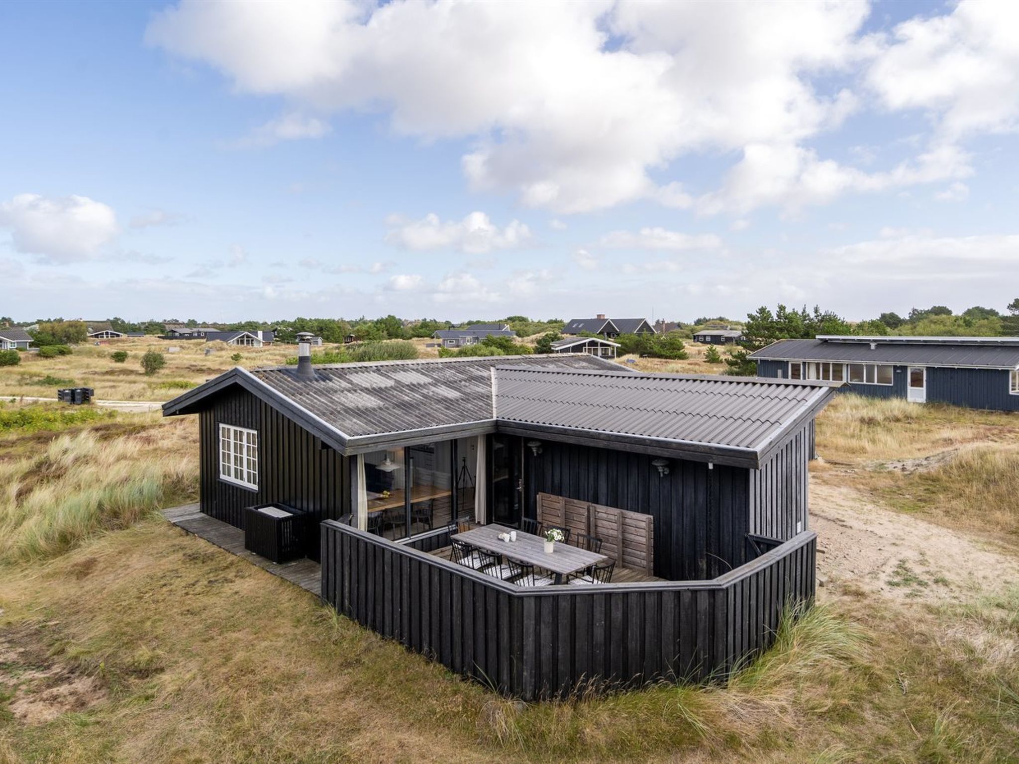 "Aleksi" - 500m from the sea - Buiten