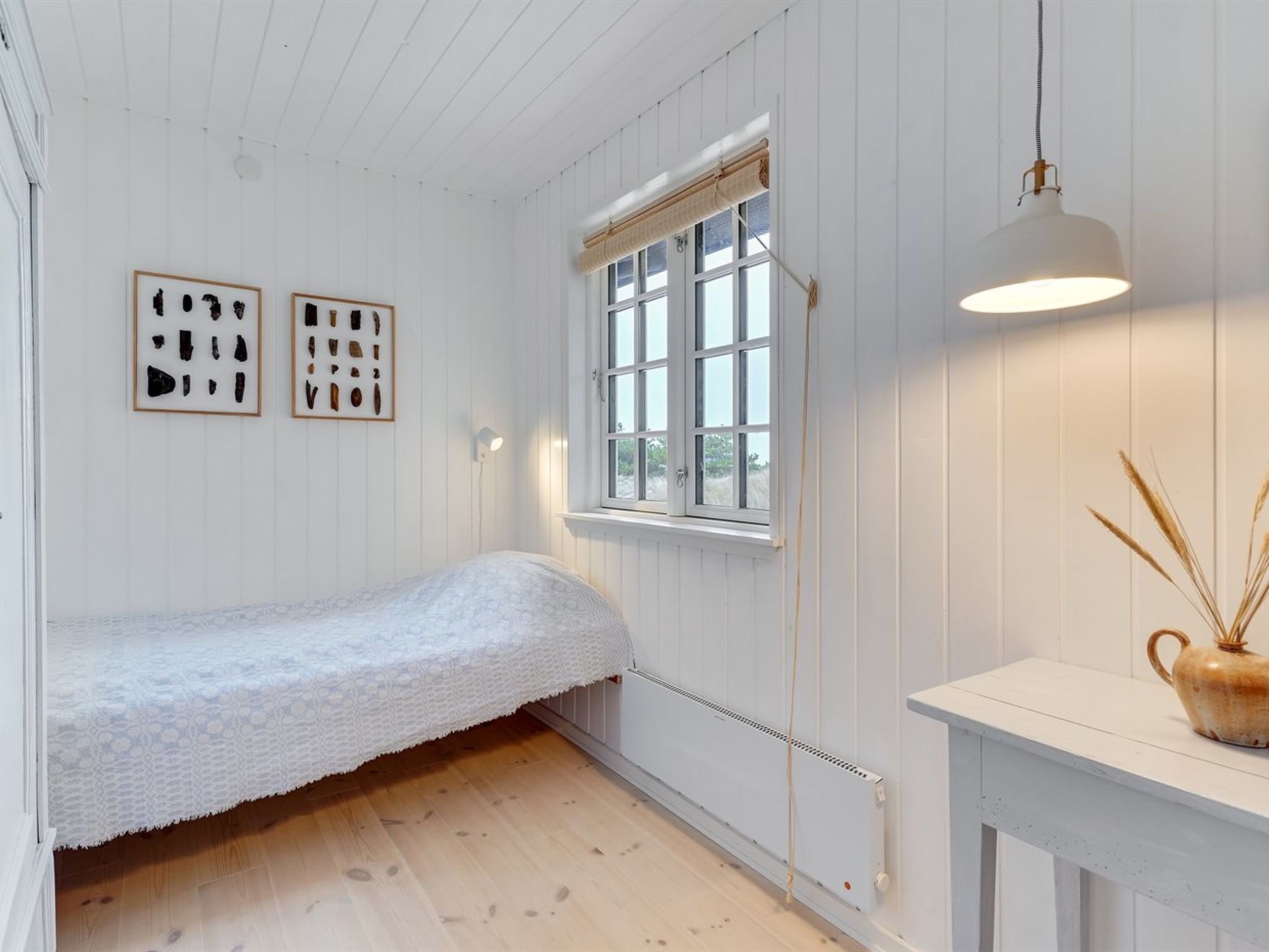 "Aleksi" - 500m from the sea - Binnen