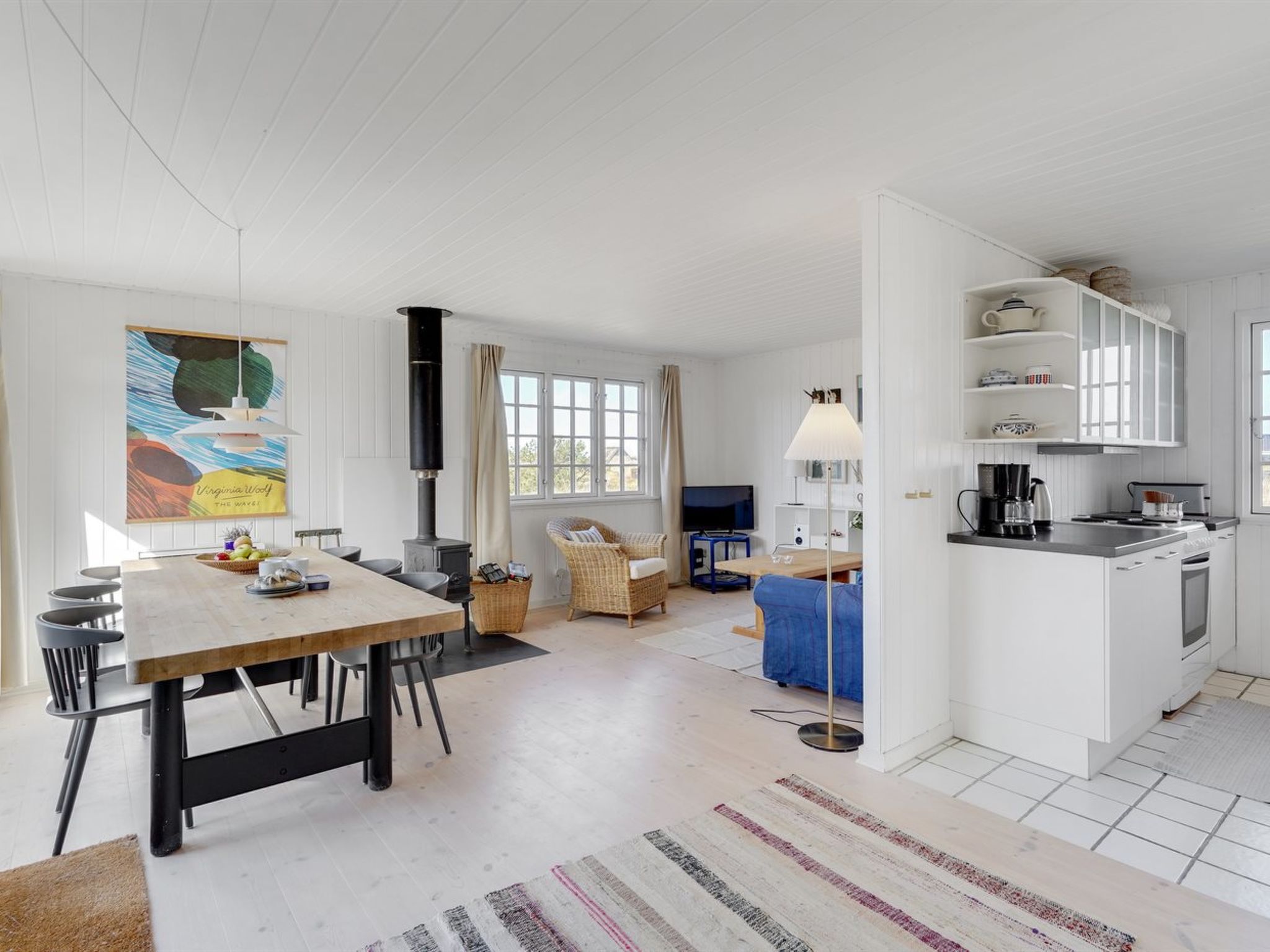 "Aleksi" - 500m from the sea - Binnen
