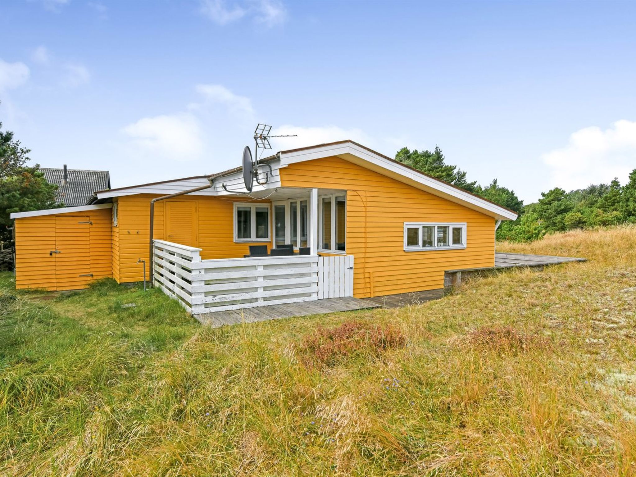 "Heinke" - 2km from the sea