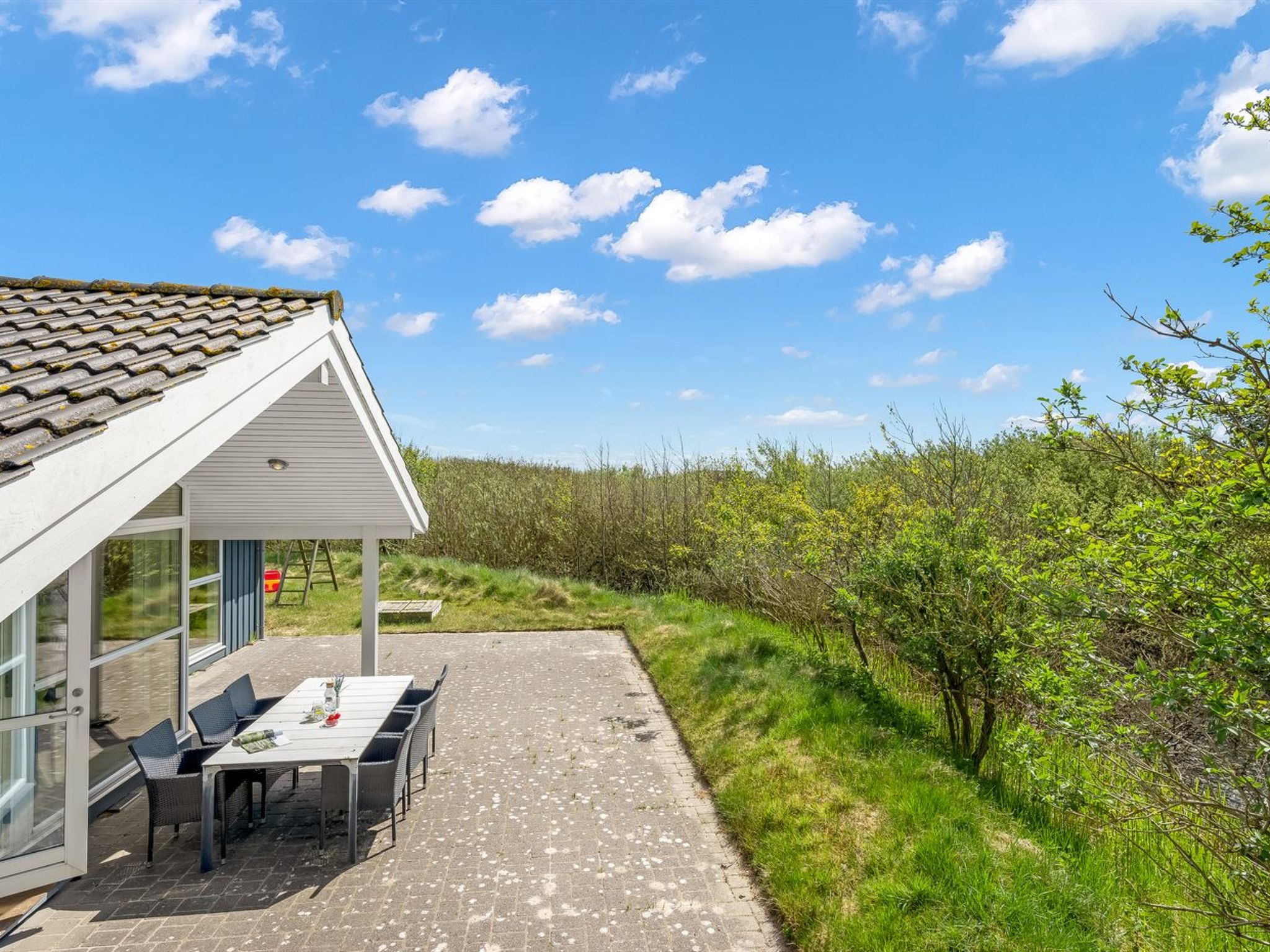 "Dagny" - 300m from the sea - Buiten