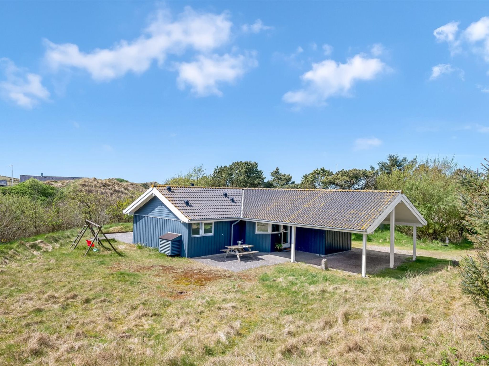 "Dagny" - 300m from the sea - Buiten