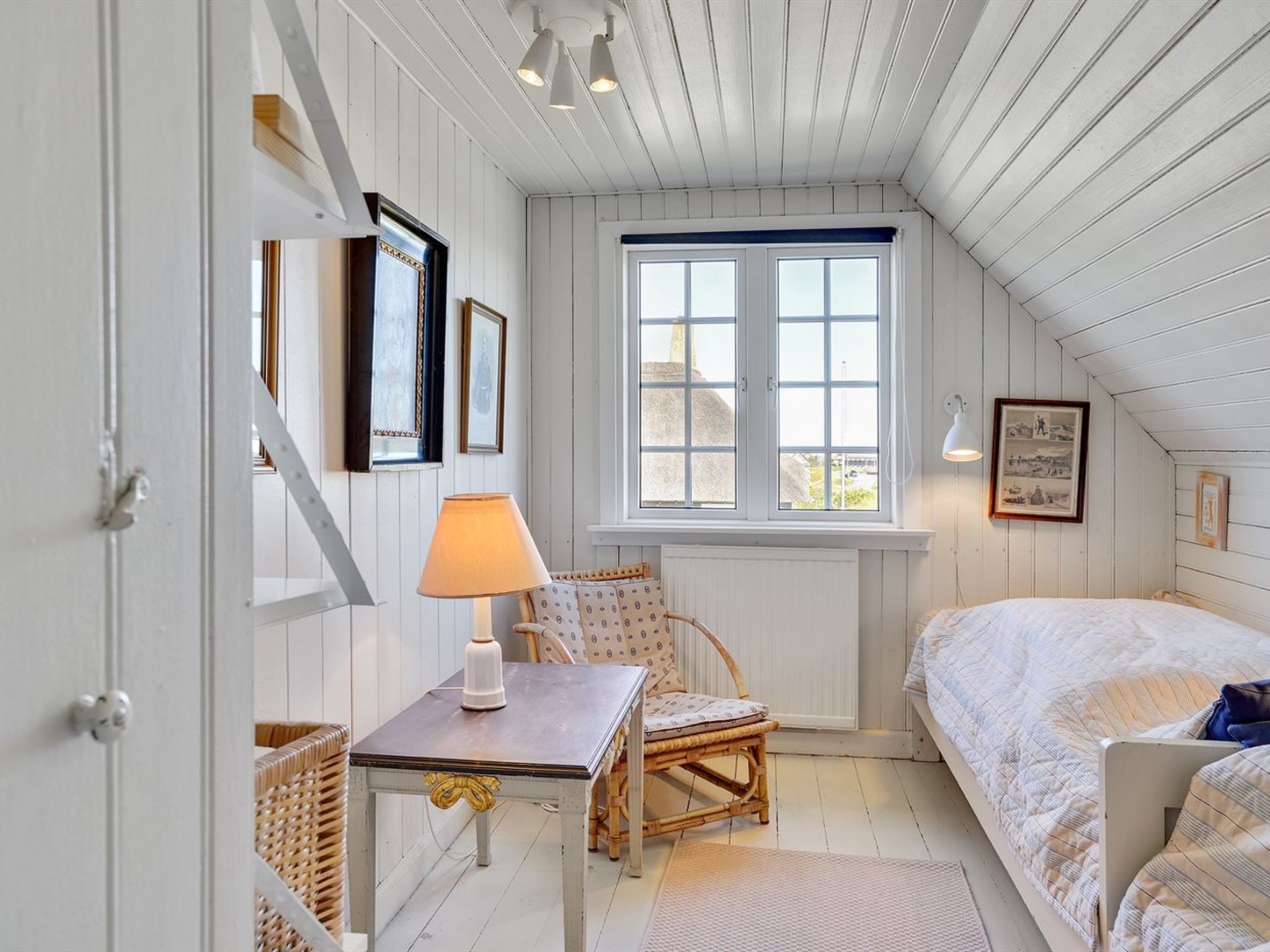 "Mattias" - 100m from the sea - Binnen