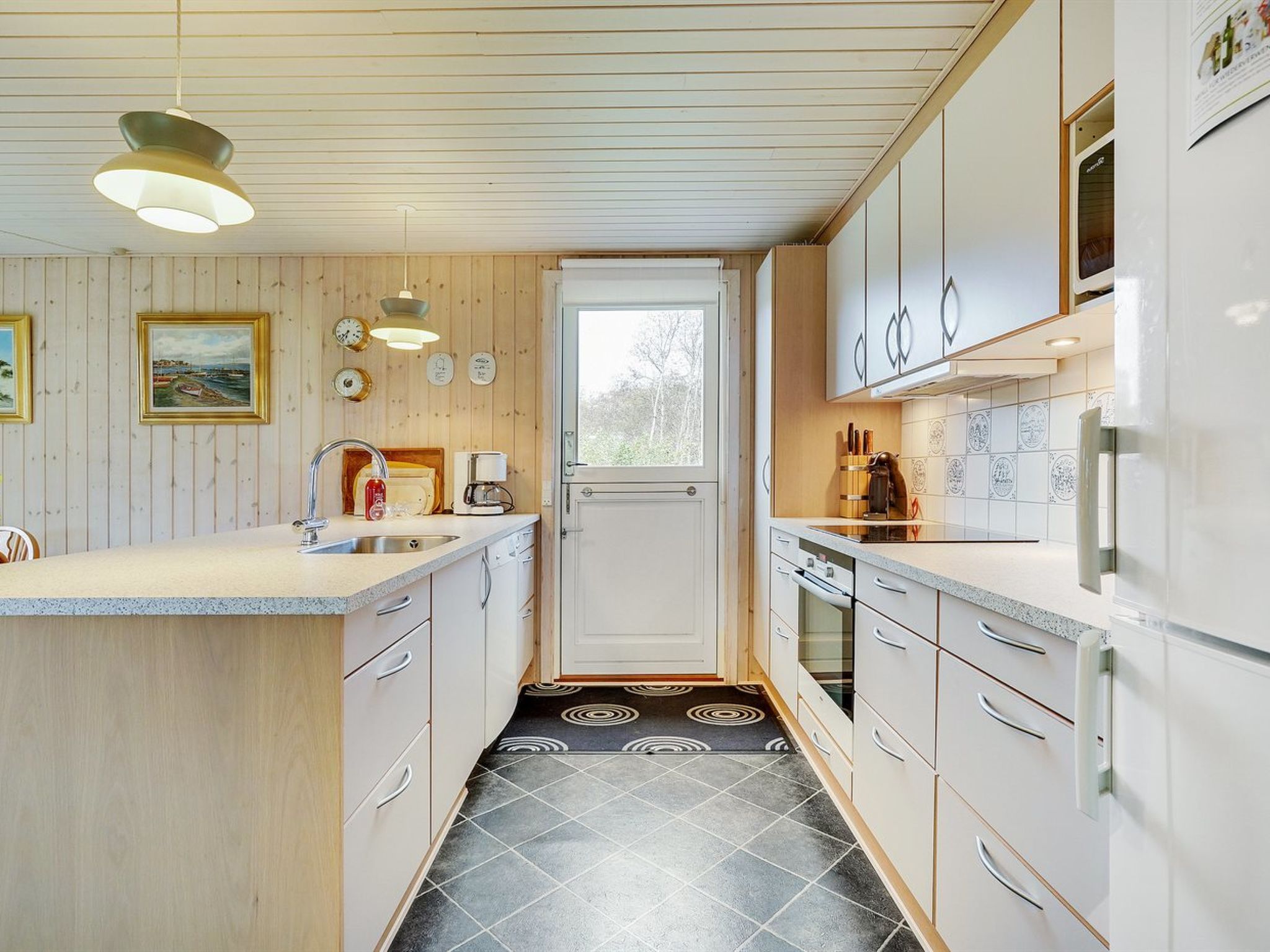 "Patrice" - 2km from the sea - Binnen