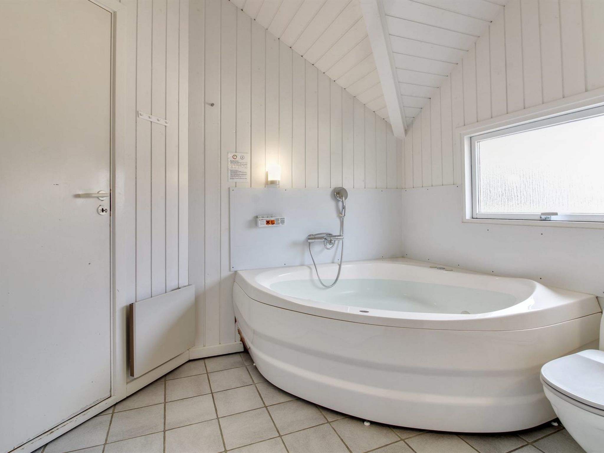 "Uma" - 400m from the sea-Binnen