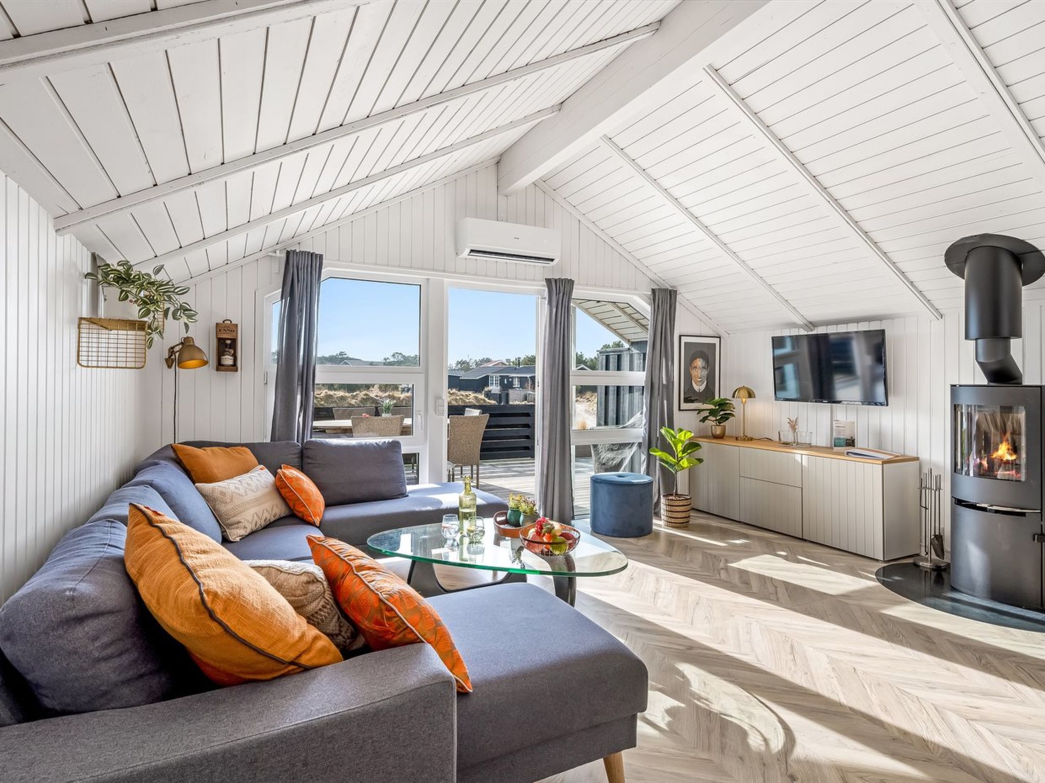 "Skyler" - 1km from the sea-Binnen