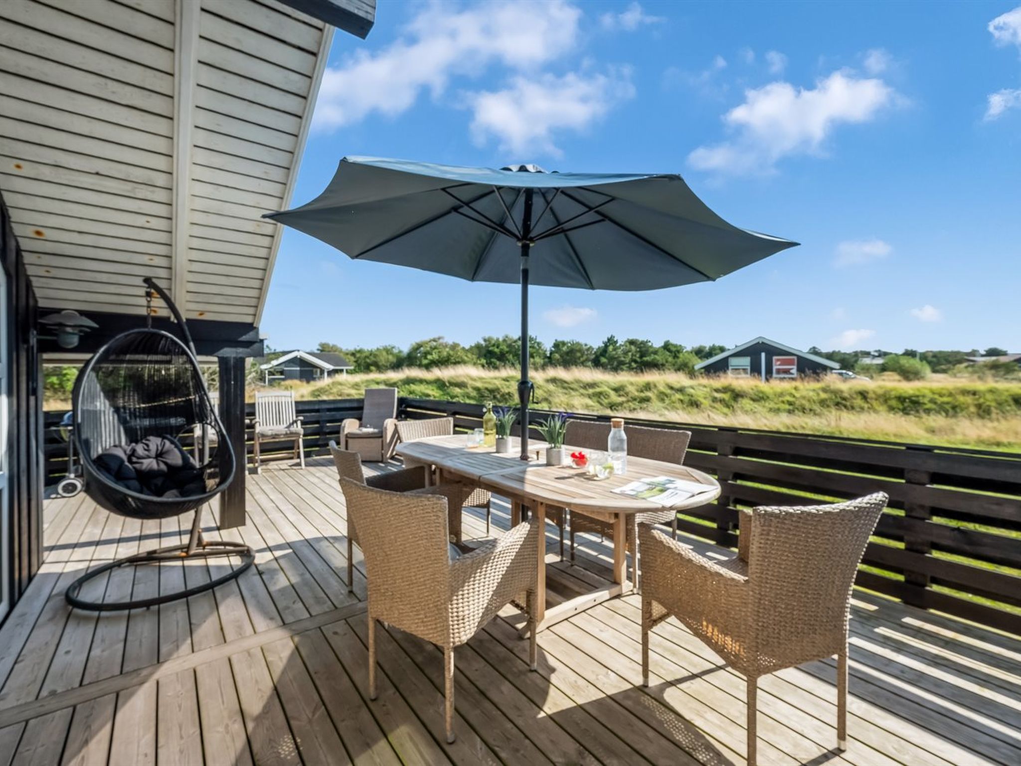 "Skyler" - 1km from the sea-Buiten