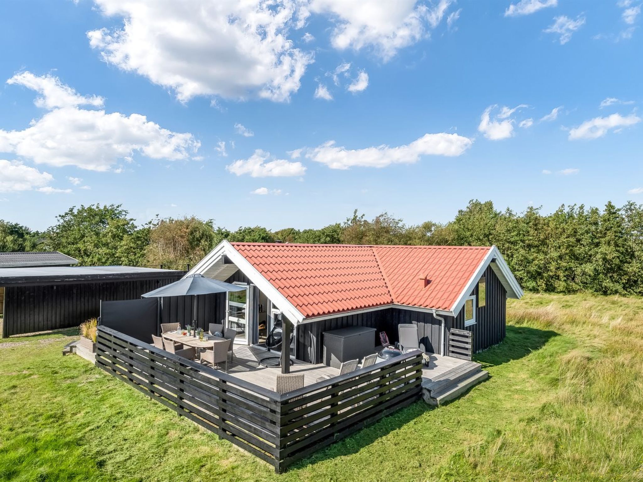 "Skyler" - 1km from the sea-Buiten