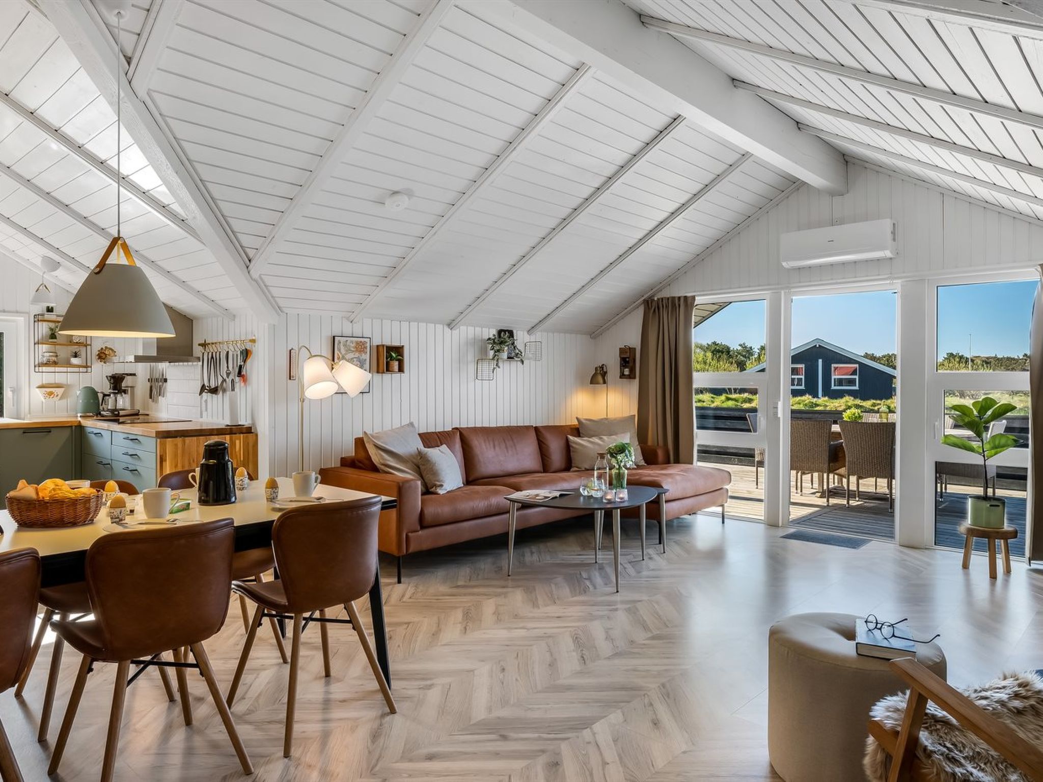 "Skyler" - 1km from the sea - Drinnen