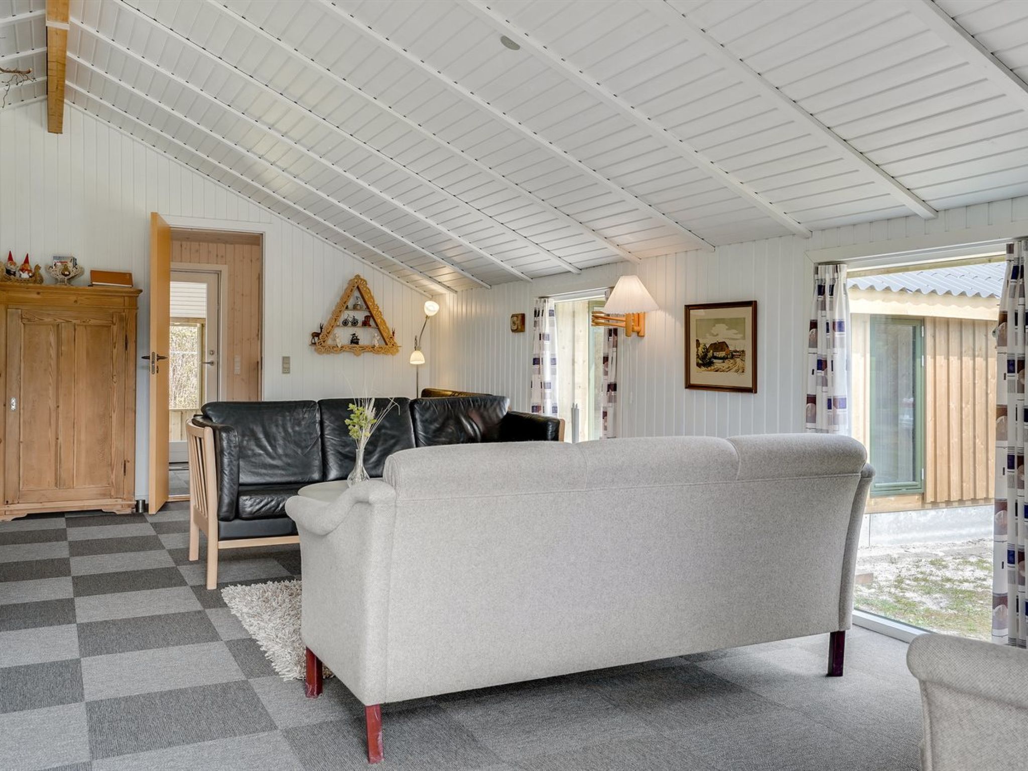 "Arona" - 1.5km from the sea - Binnen