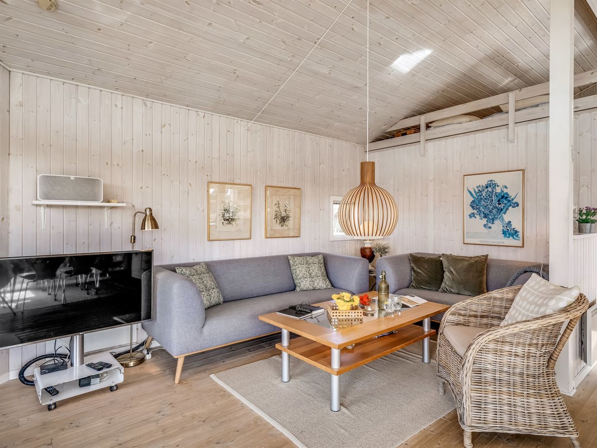 "Ferdine" - 1.5km from the sea - Binnen