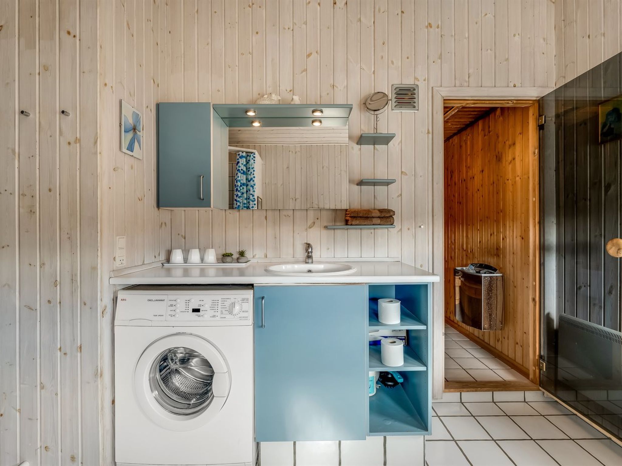 "Ferdine" - 1.5km from the sea - Binnen