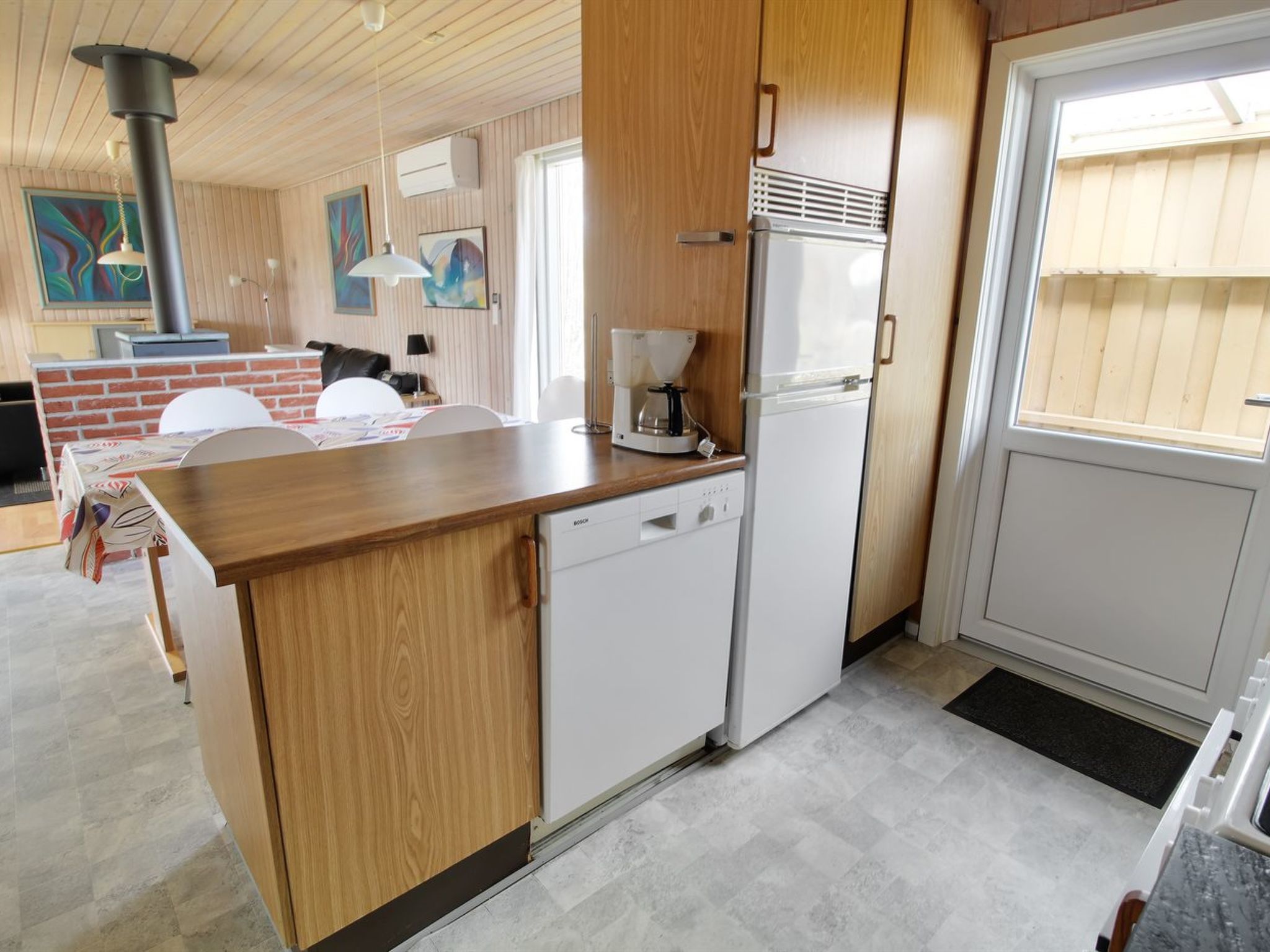 "Svanhild" - 1.2km from the sea - Binnen